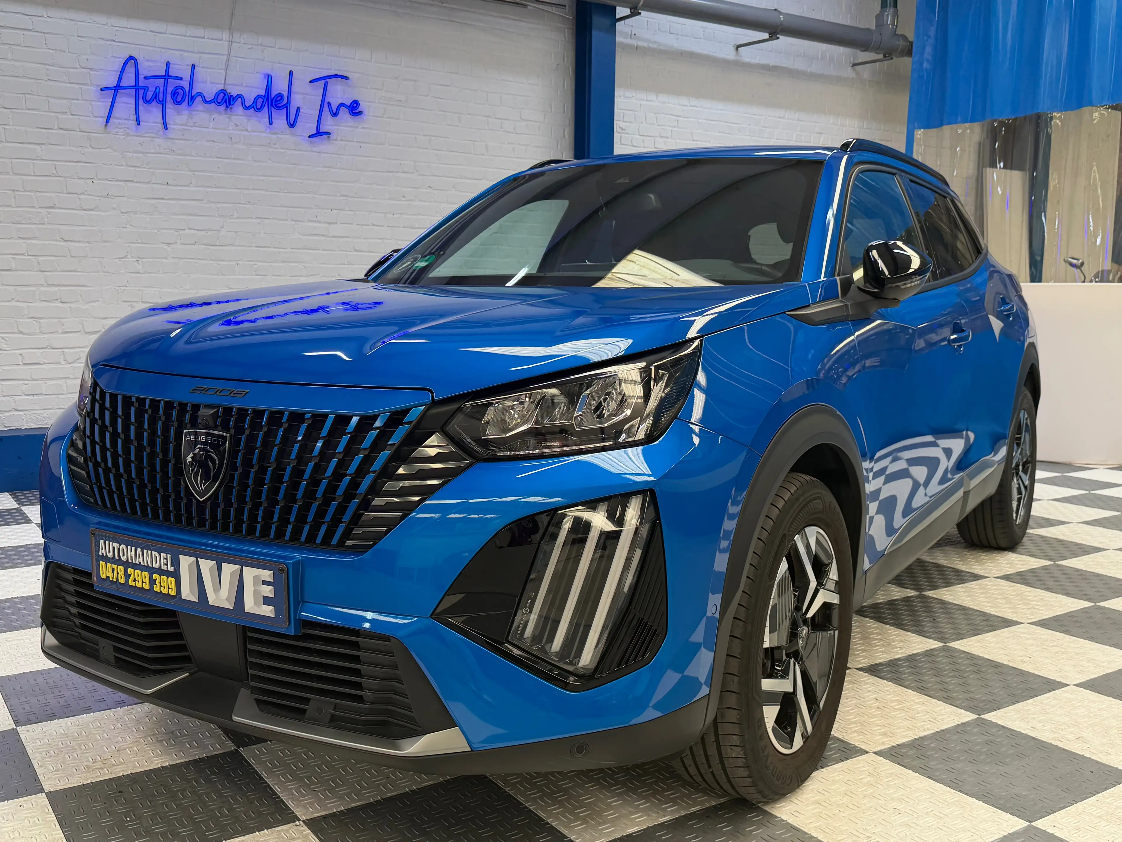 Peugeot 2008 1.2 Allure 130 EAT8
