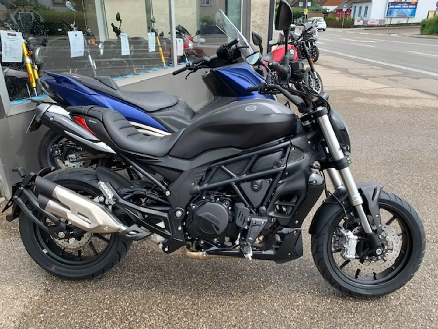 Benelli 502C "sofort verfügbar" zum Aktionspreis Negru - 1