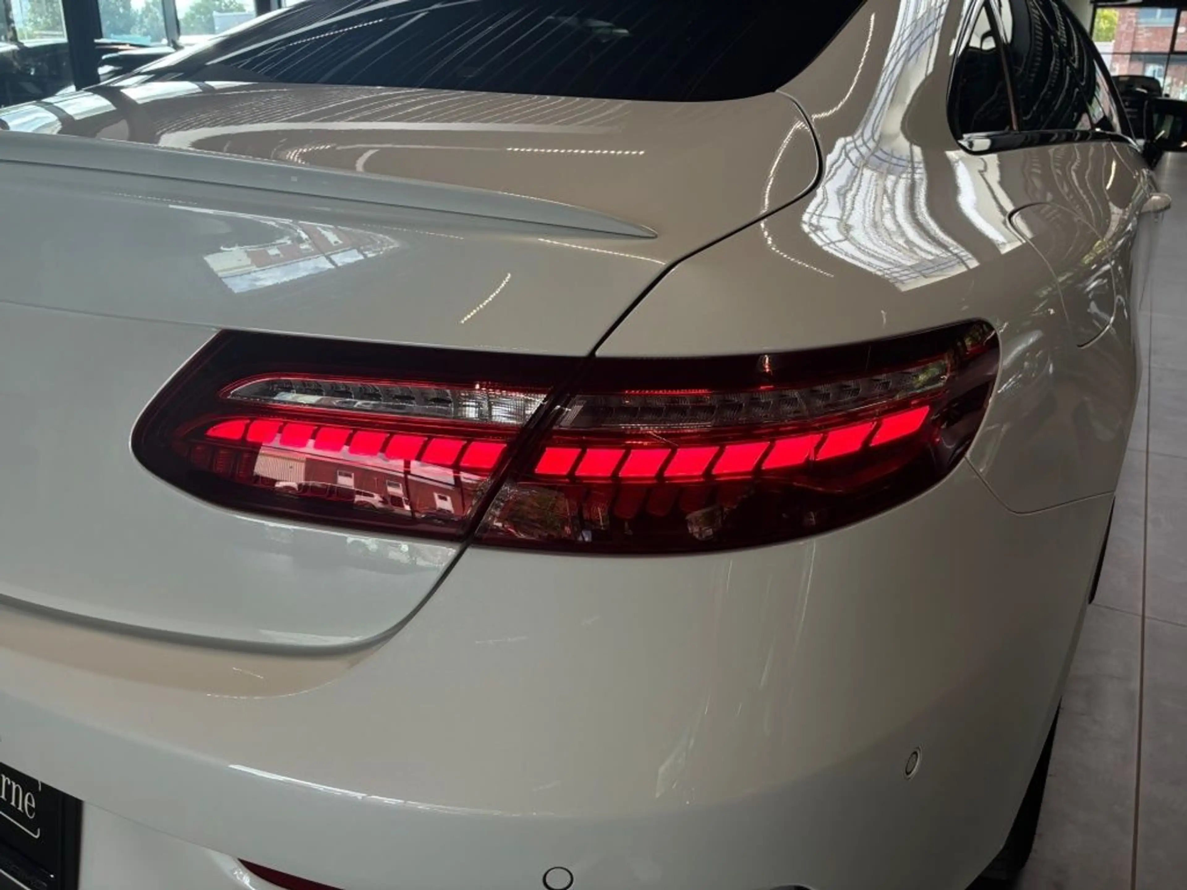 Mercedes-Benz E 400 d 4M Coupé AMG+NIGHT+PANO+KAMERA+TEMPOMAT — photo 10
