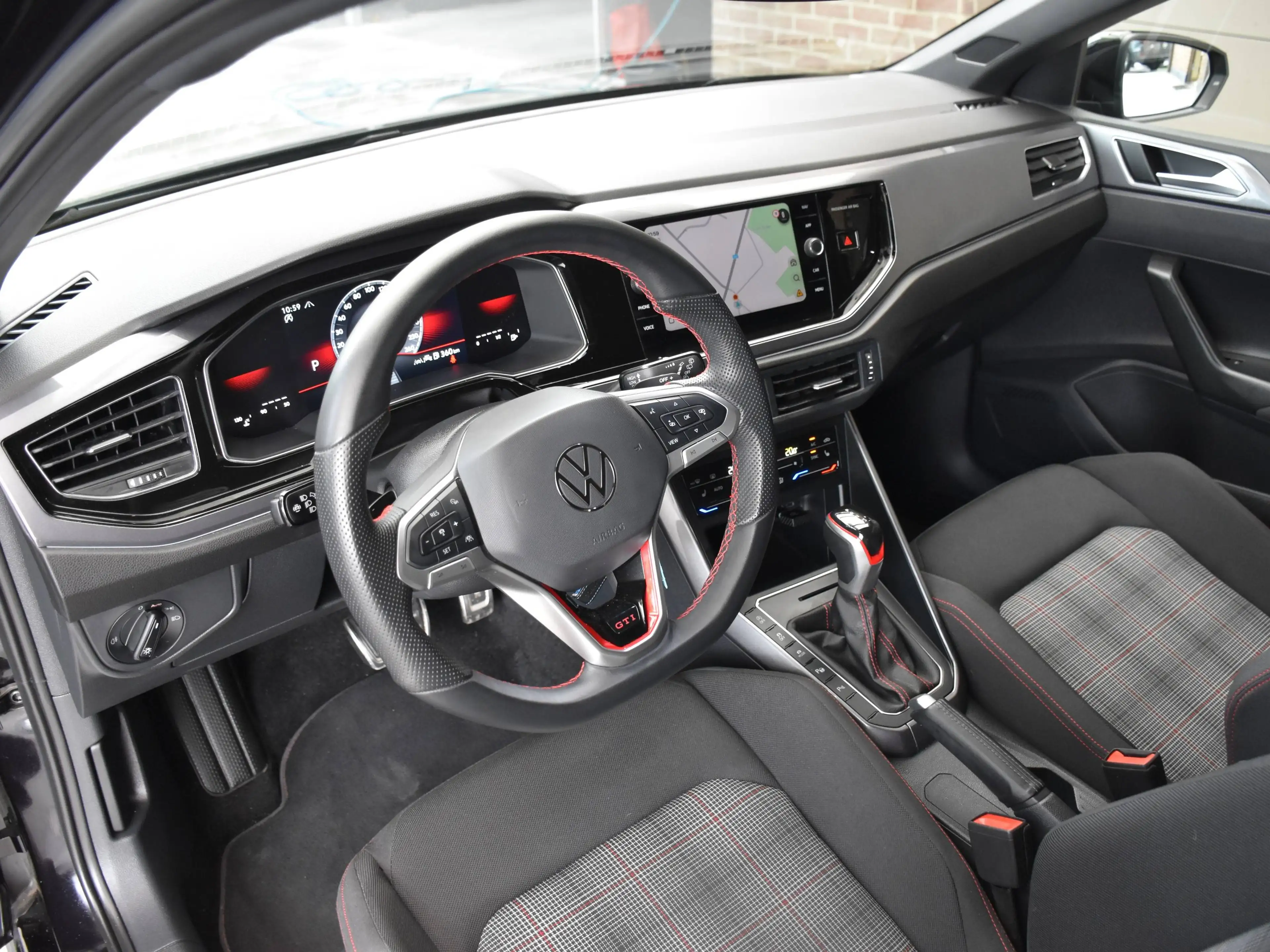 Volkswagen Polo GTI 2.0 TSI / DSG / CARPLAY / ACC / DAB / LED / BLIS / VERWARMDE ZETELS — photo 9
