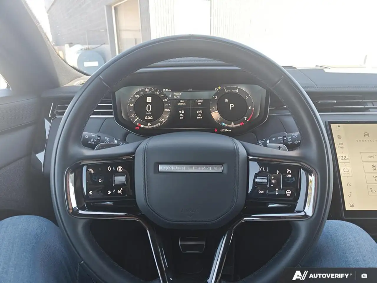 Land Rover Range Rover Sport снимка Land Rover Range Rover Sport