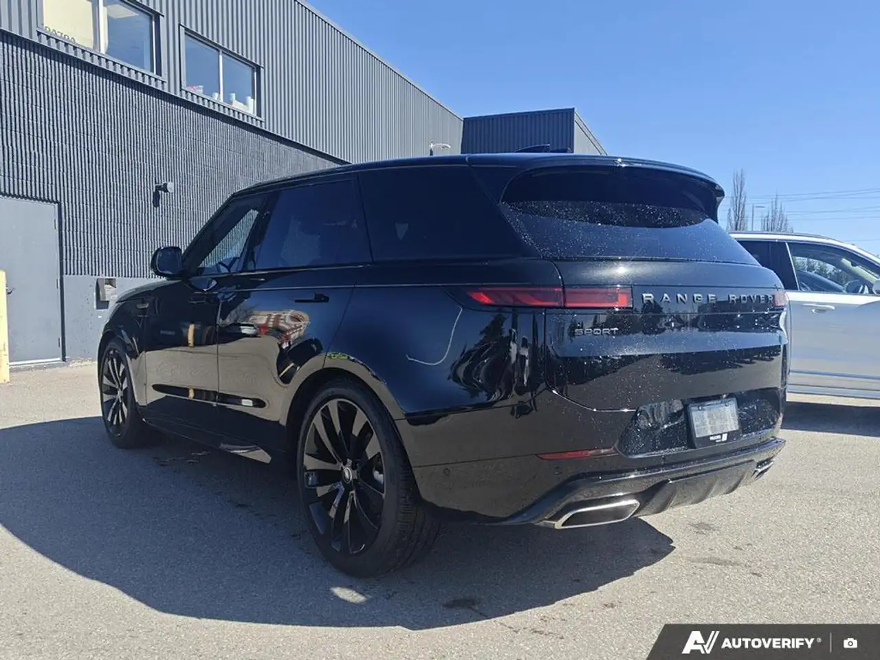 Land Rover Range Rover Sport снимка Land Rover Range Rover Sport