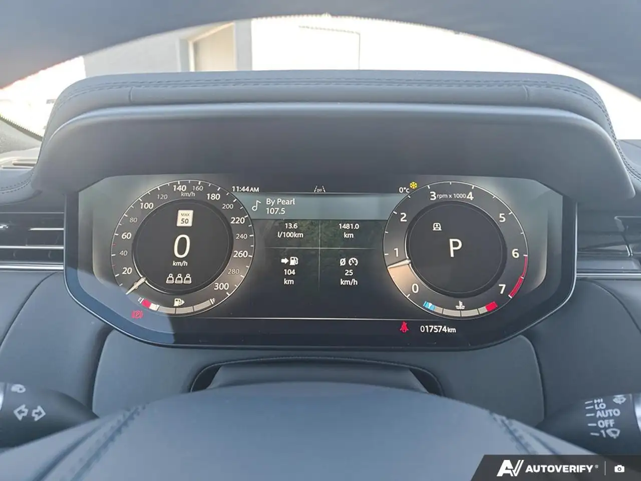 Land Rover Range Rover Sport снимка Land Rover Range Rover Sport