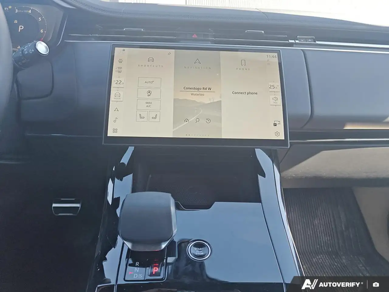 Land Rover Range Rover Sport снимка Land Rover Range Rover Sport