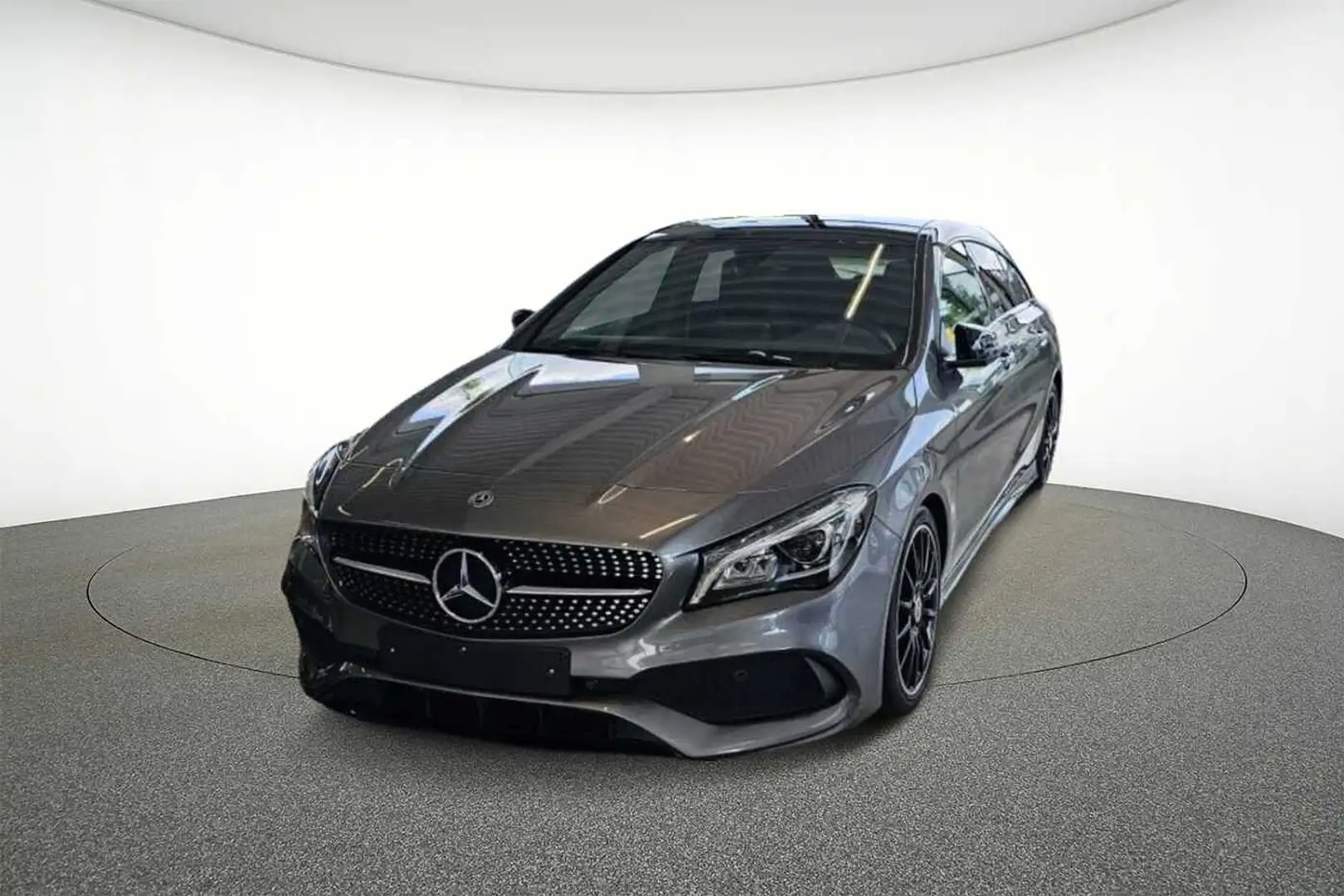 Mercedes-Benz CLA 200 Shooting Brake Gris - 1