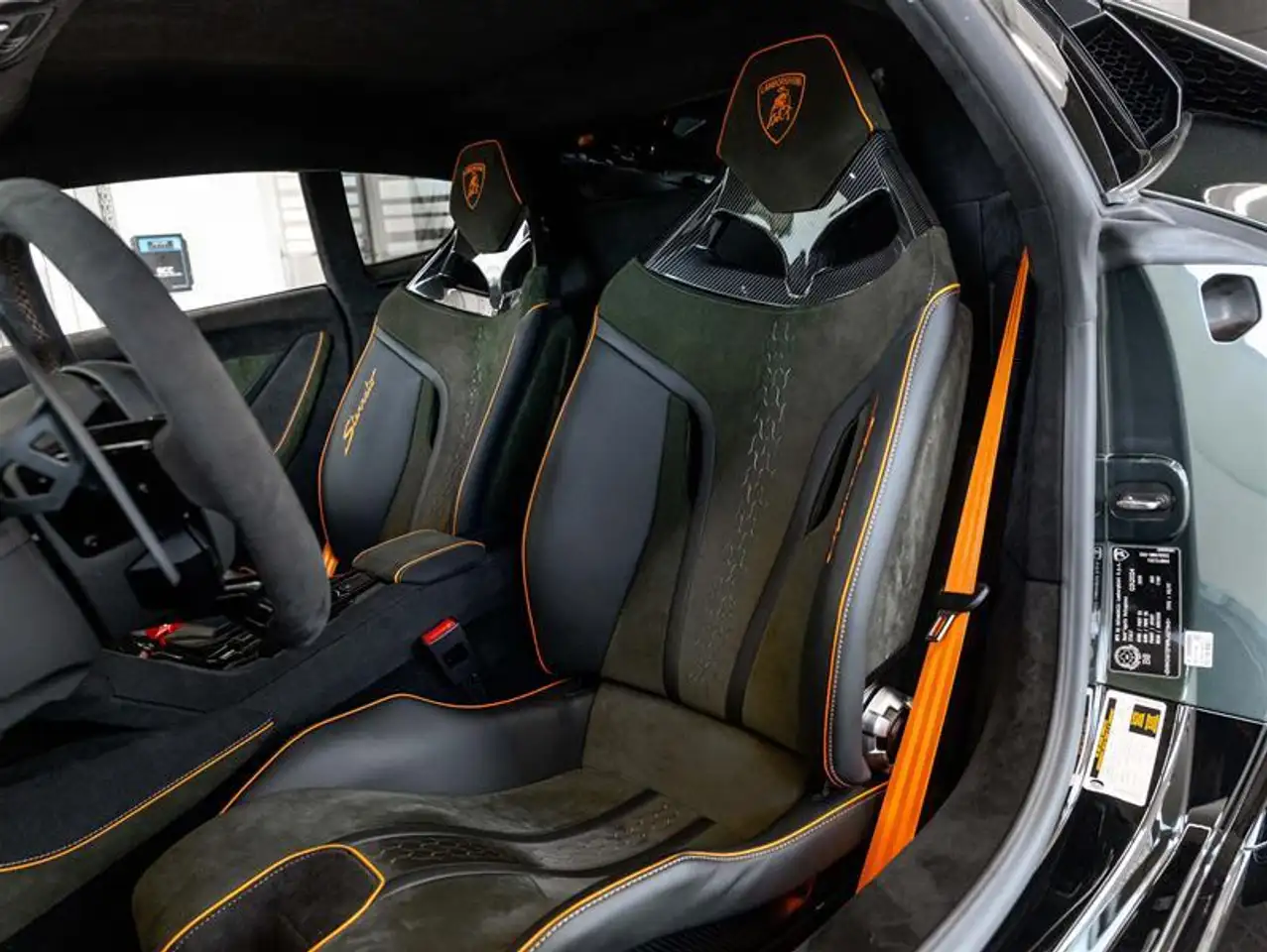 Lamborghini Huracán снимка Lamborghini Huracán