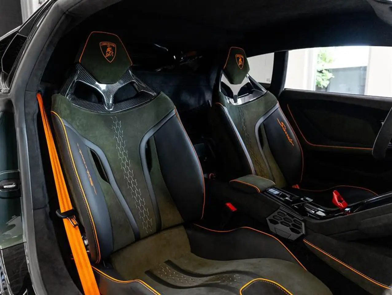 Lamborghini Huracán снимка Lamborghini Huracán