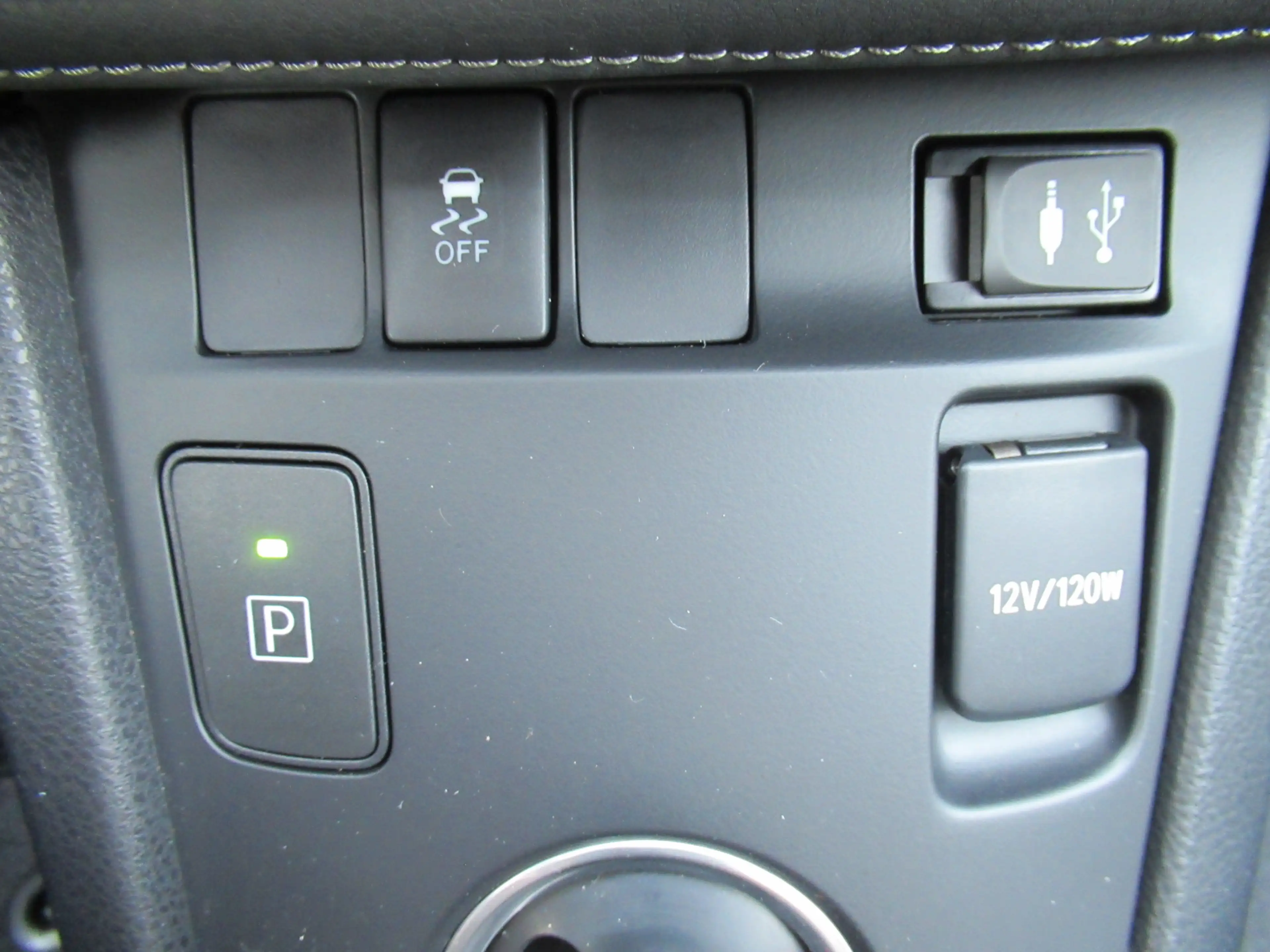 Toyota Auris Touring Sports 1.8 Hybrid Lease — photo 15
