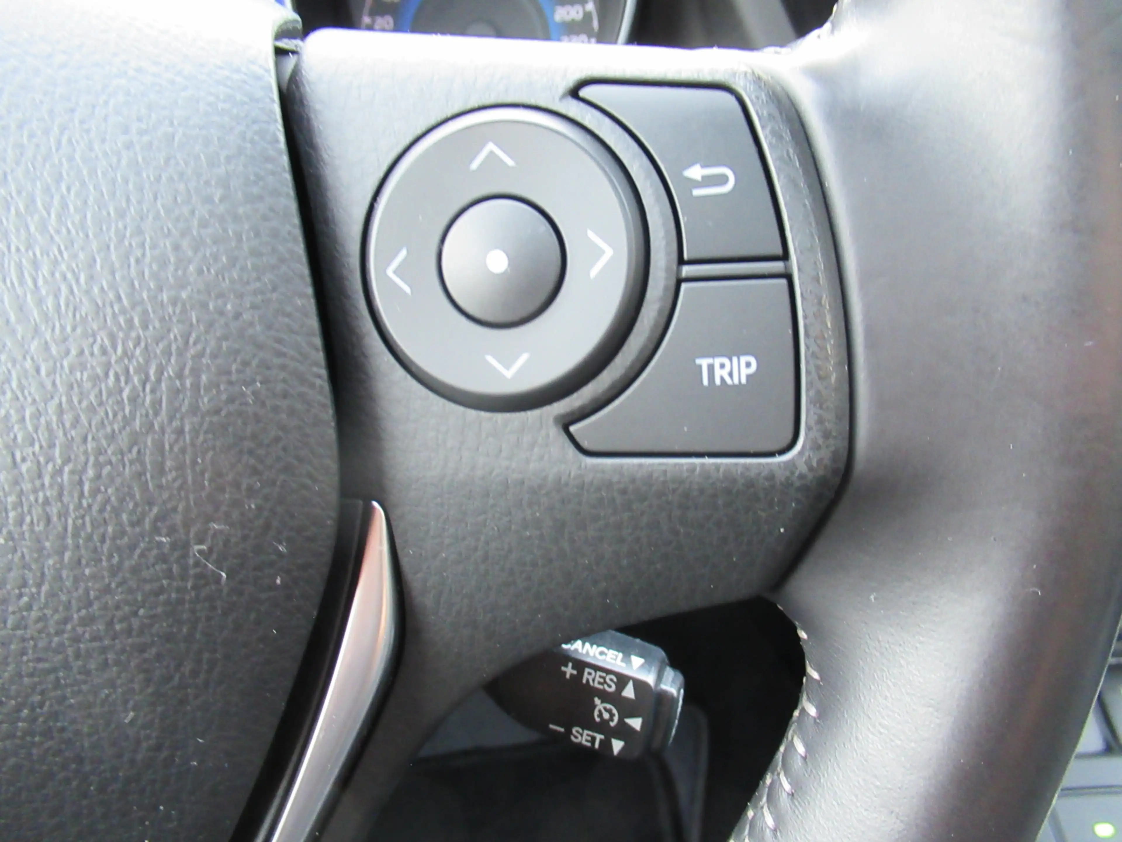 Toyota Auris Touring Sports 1.8 Hybrid Lease — photo 10