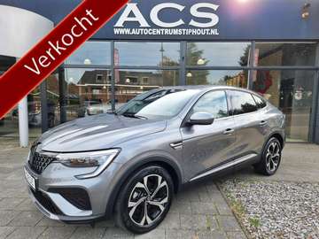 1.6 E-Tech full hybrid 145 techno | 2024 | Camera