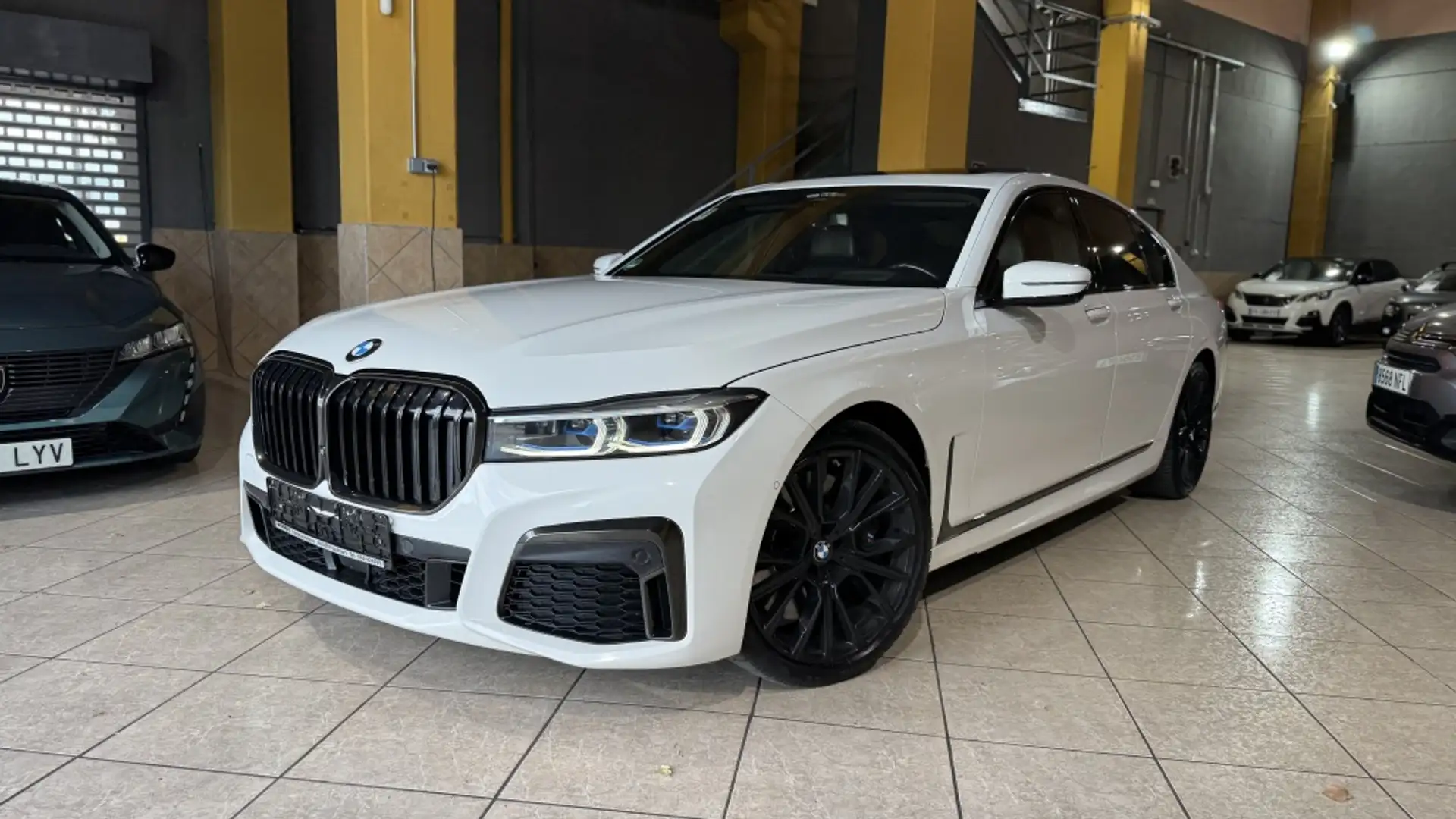 BMW 750 750iA xDrive Blanco - 1