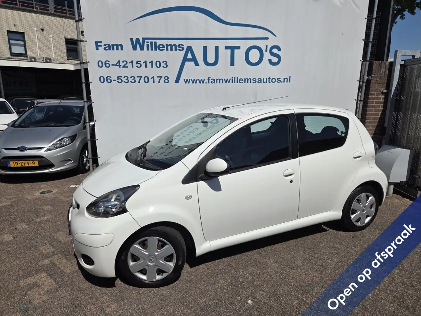 Peugeot 107 1.0 Active Wit - 1