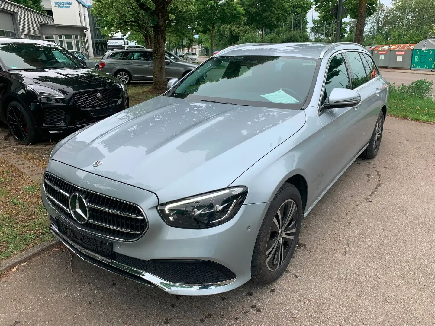 Mercedes-Benz E 220 T d*Avantgarde*MBUX*Kamera*unfallfrei* Silber - 2