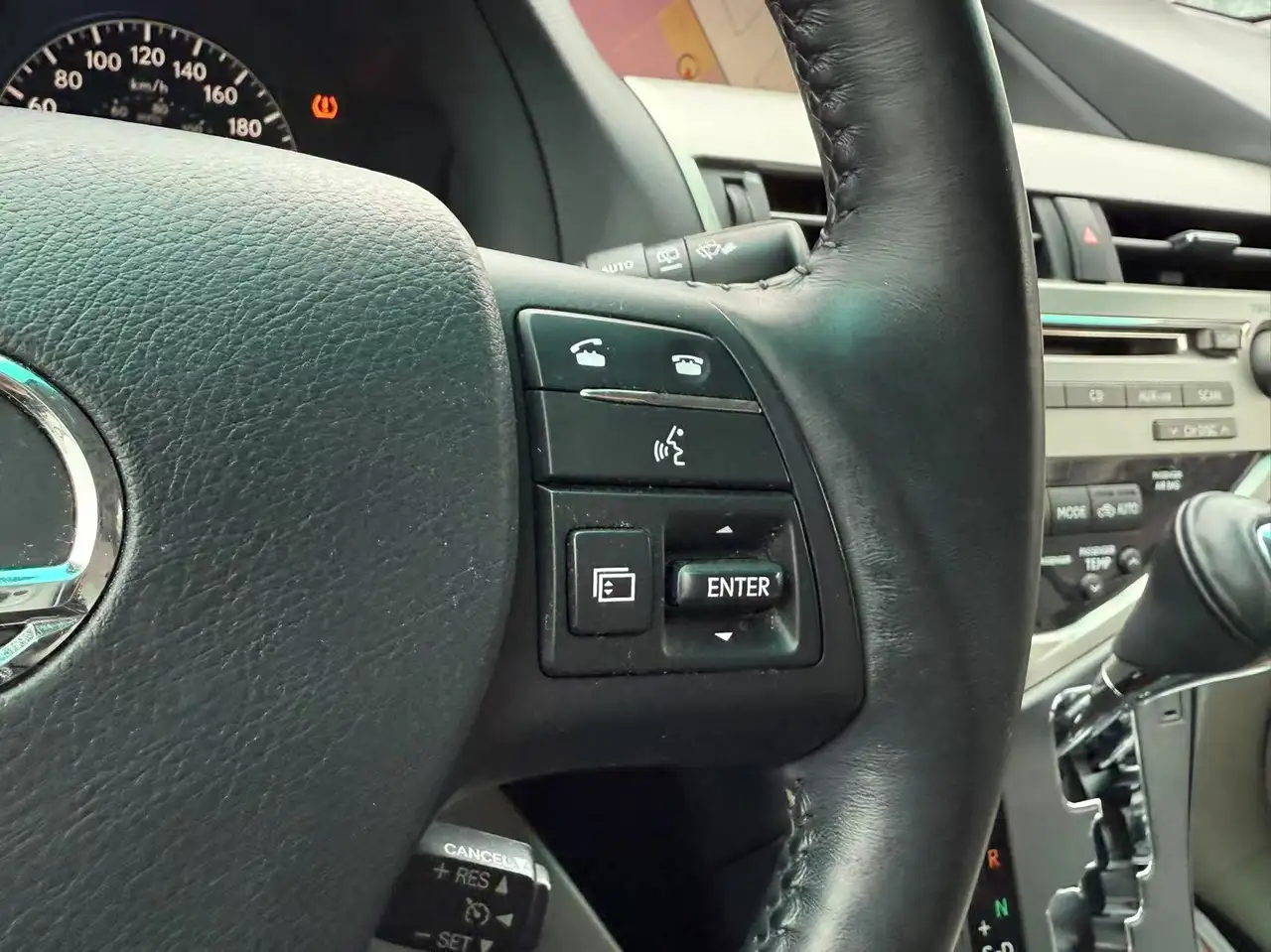 Lexus RX снимка Lexus RX