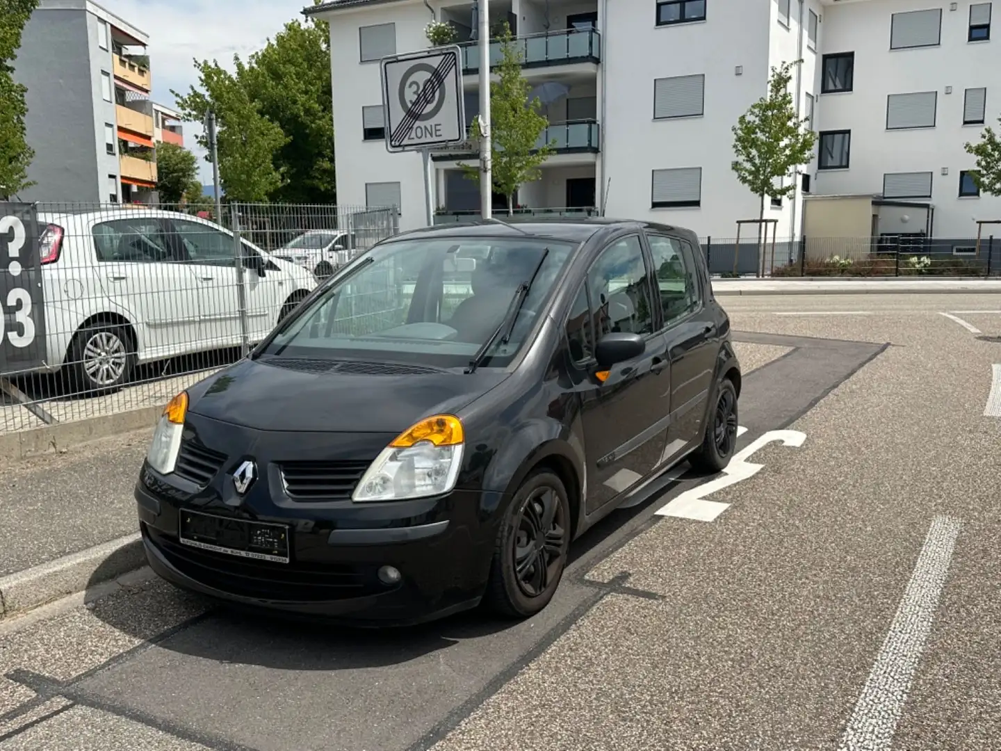 Renault Modus Cite TÜV NEU/ Zahnriemen gew. / Klima Schwarz - 2