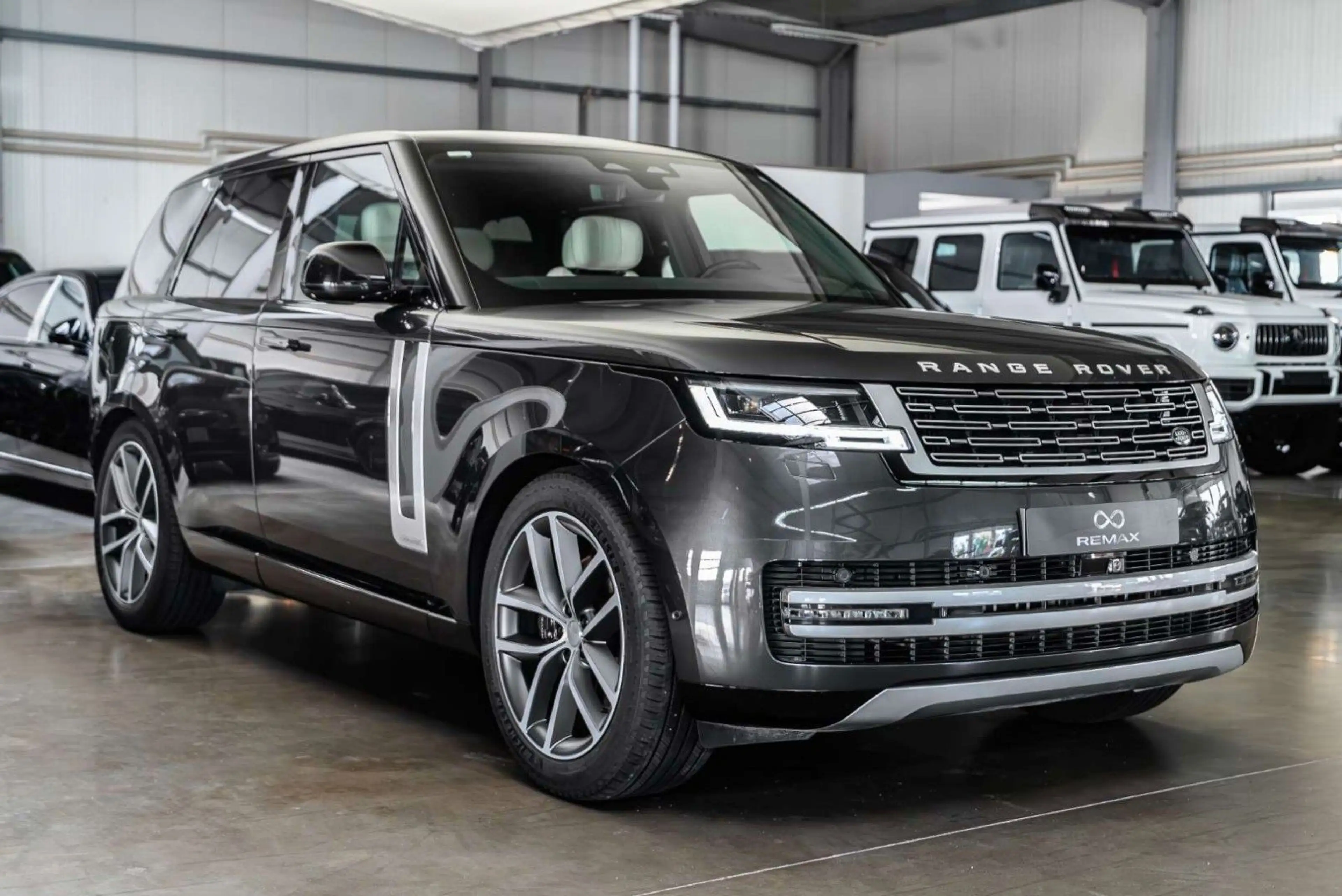 Land Rover Range Rover D350 Autobiography / L.Beige — photo 6