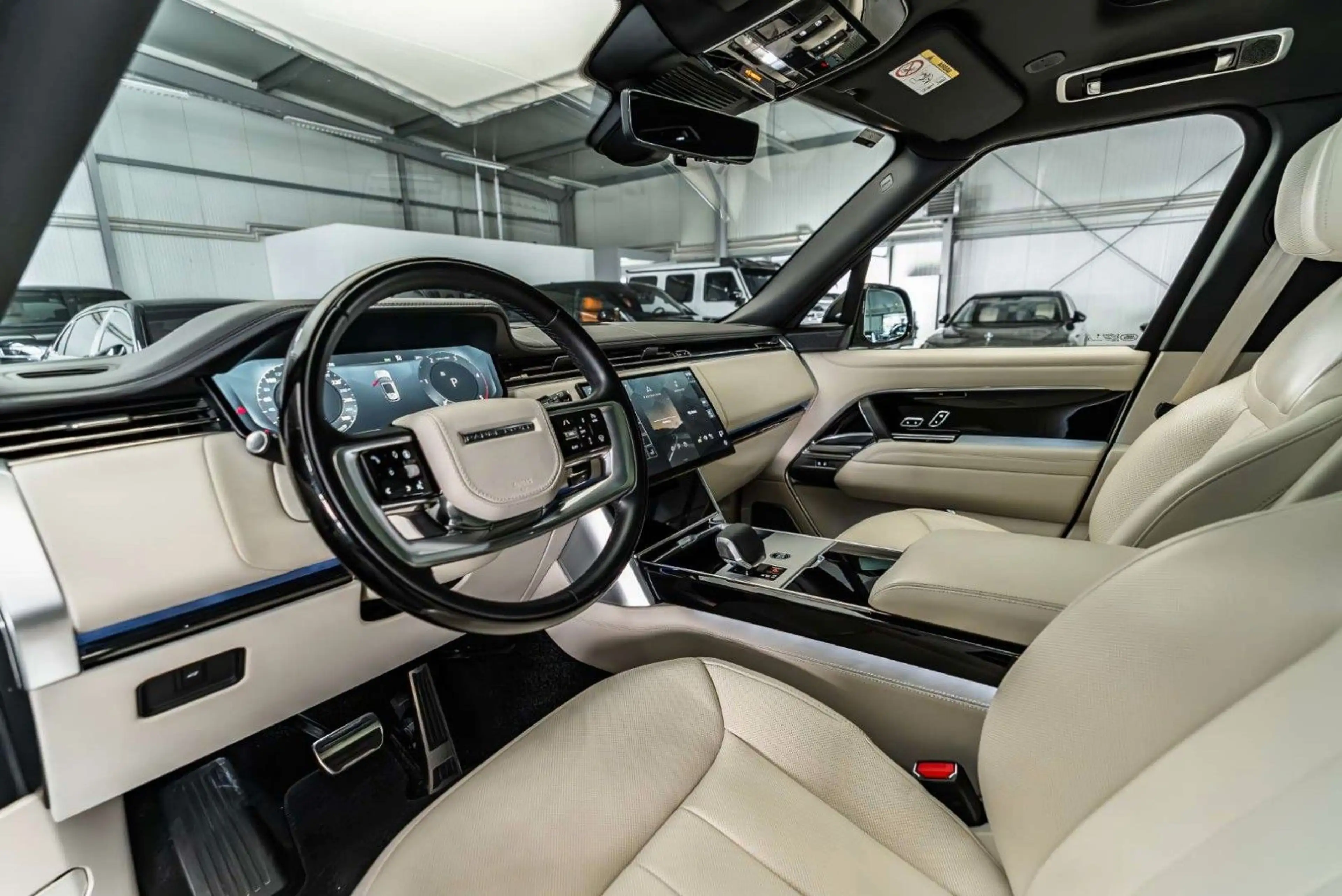 Land Rover Range Rover D350 Autobiography / L.Beige — photo 14