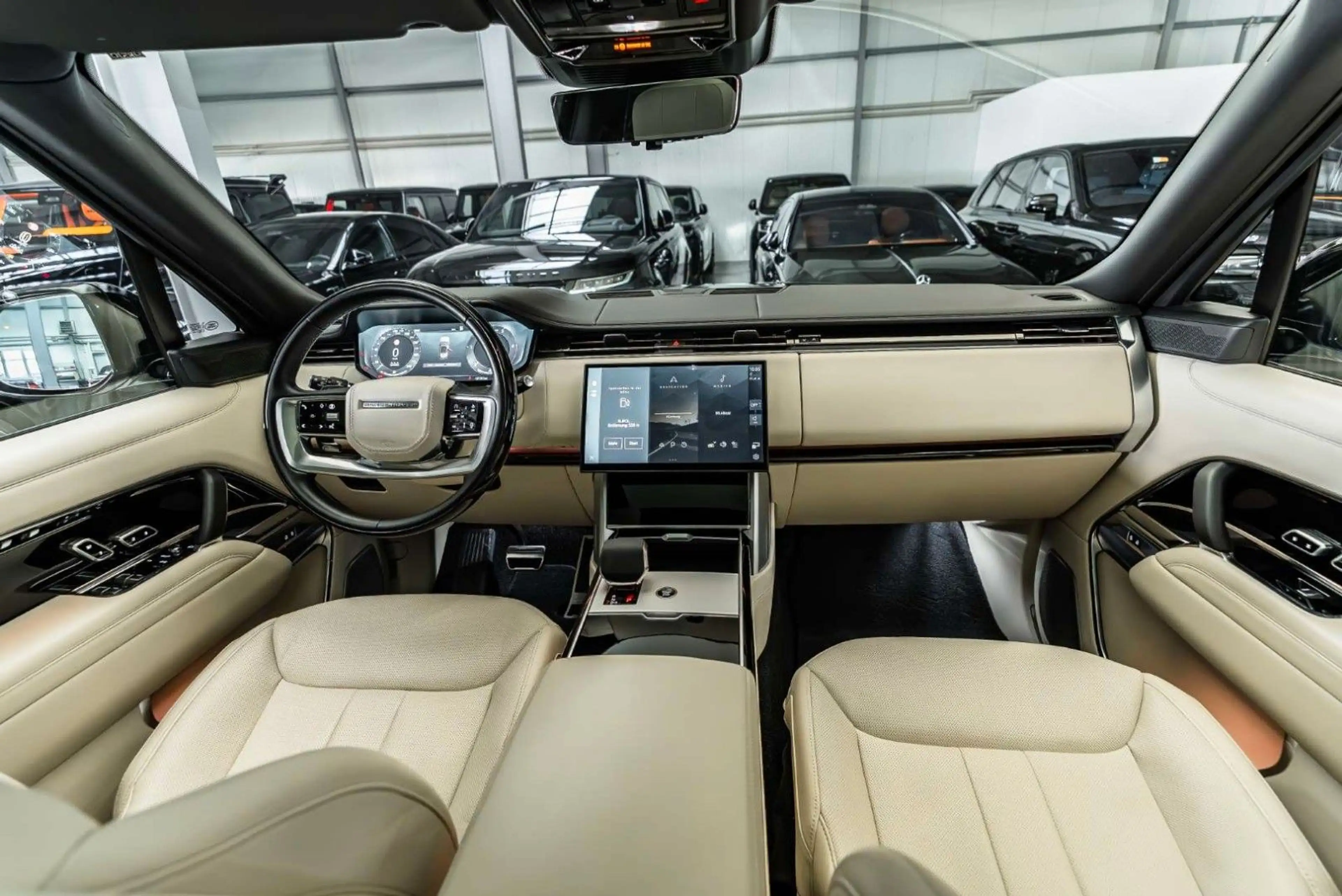Land Rover Range Rover D350 Autobiography / L.Beige — photo 2