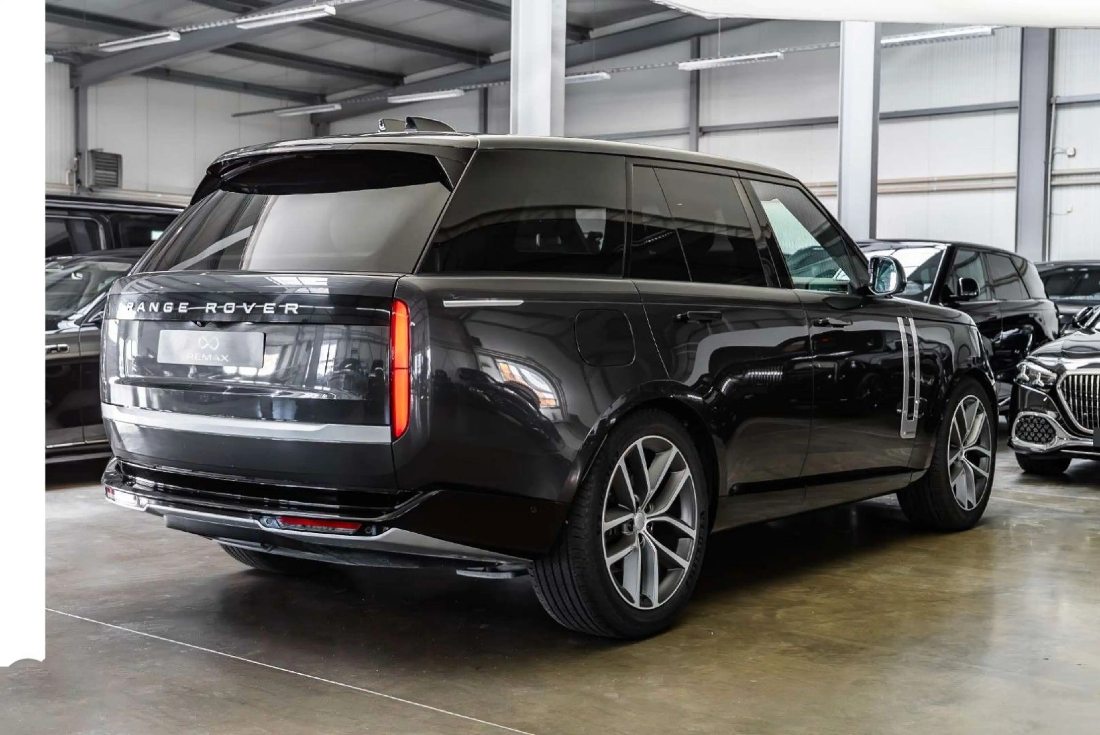Land Rover Range Rover D350 Autobiography / L.Beige — photo 11