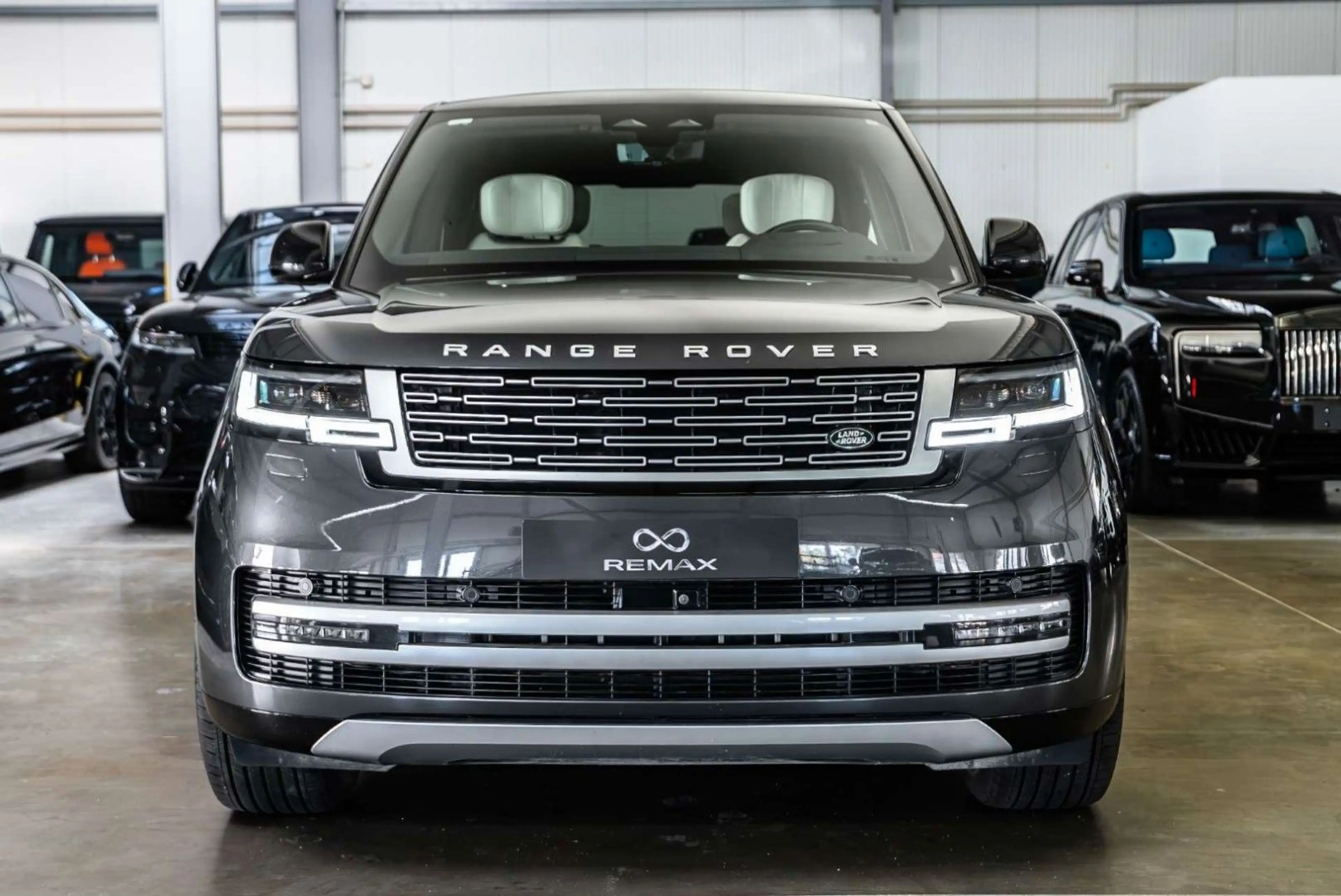 Land Rover Range Rover D350 Autobiography / L.Beige — photo 5