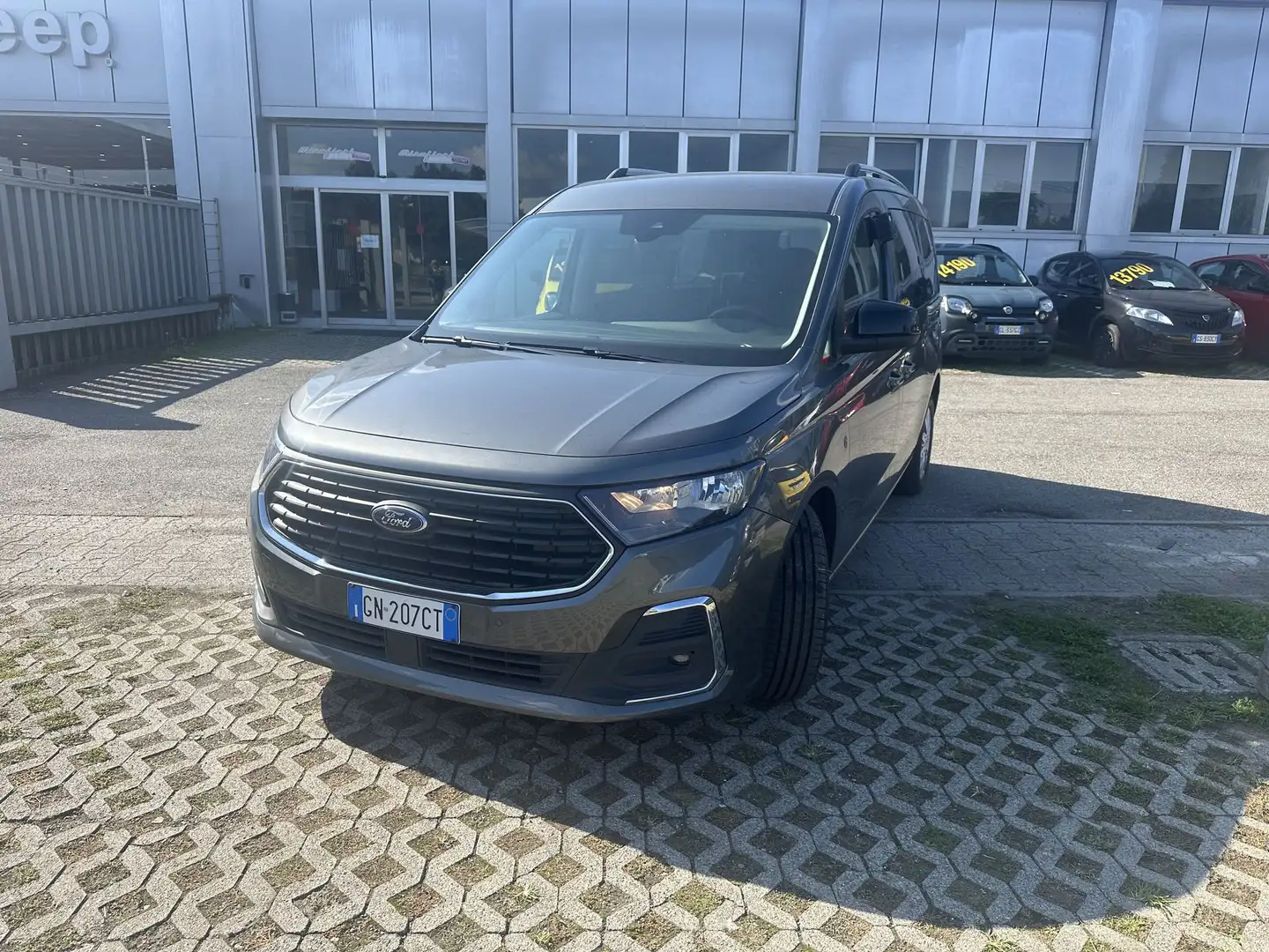 Ford Tourneo Connect Grand Tourneo Connect 2.0 EcoBlue 122 CV AWD Tita Grau - 2