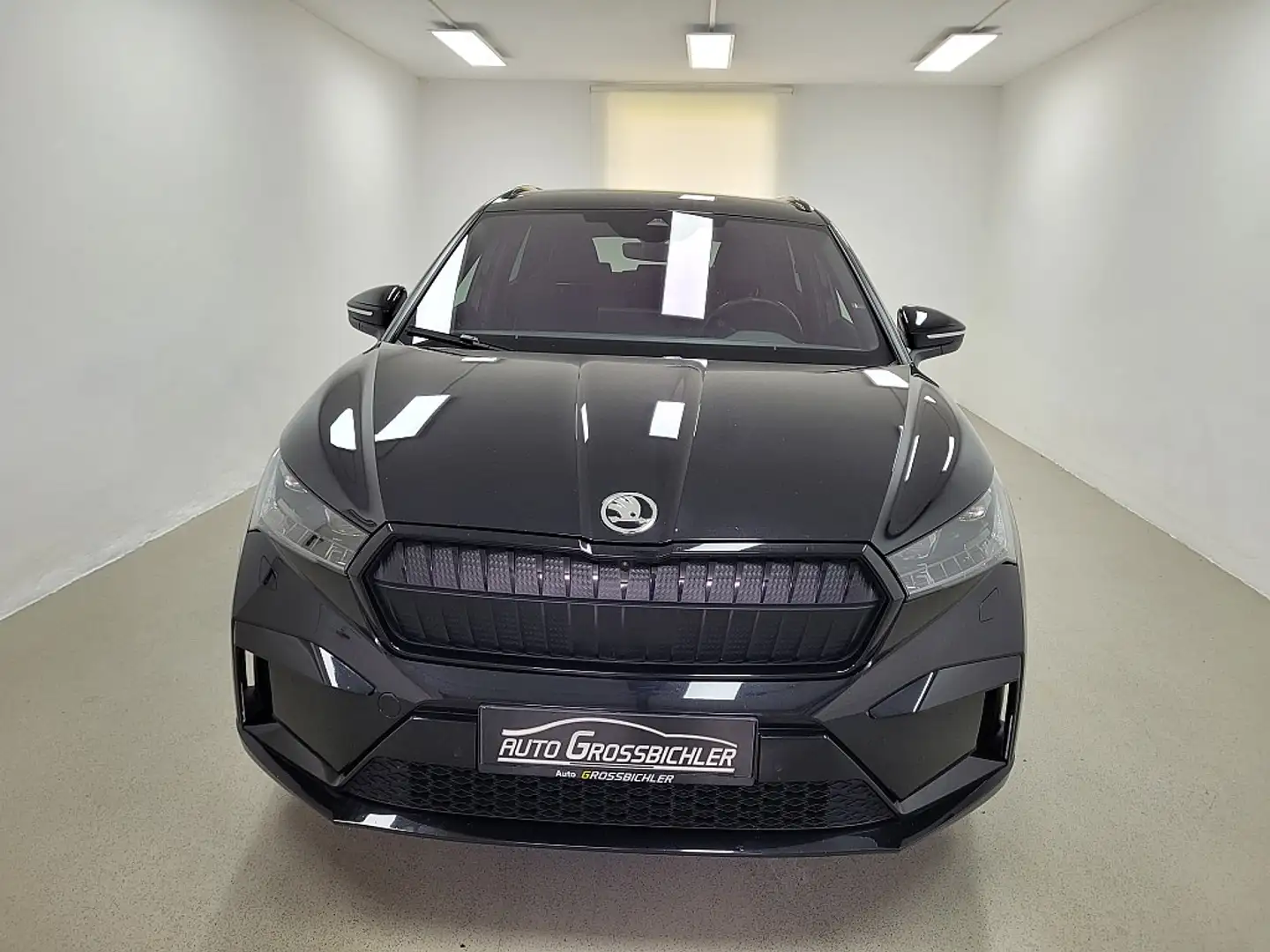 Skoda Enyaq iV80 82kWh Sportli AHK,Leasingf, Mod.23,Matrix Schwarz - 2