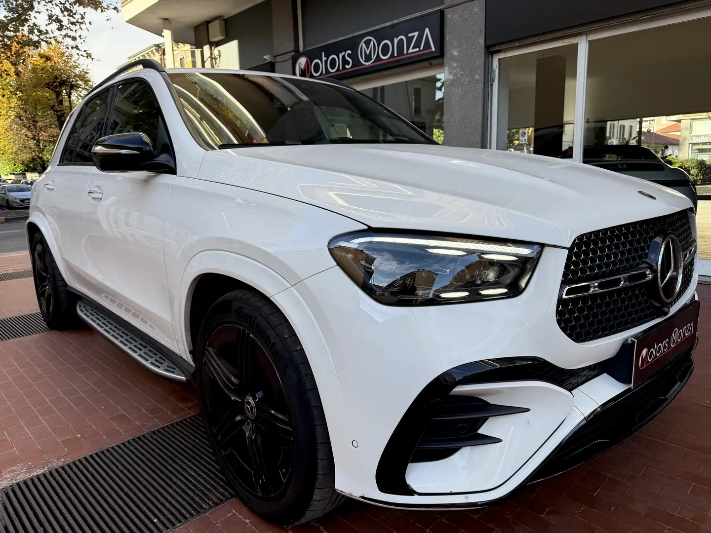Mercedes-Benz GLE 300 GLE d AMG Line Premium Plus 4matic auto - 1
