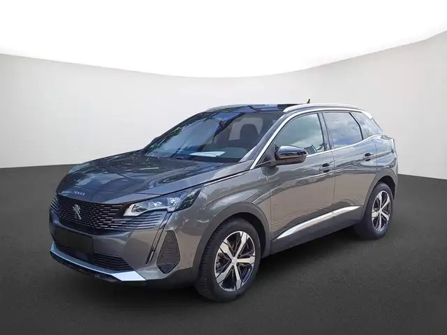 Peugeot 3008 view 2