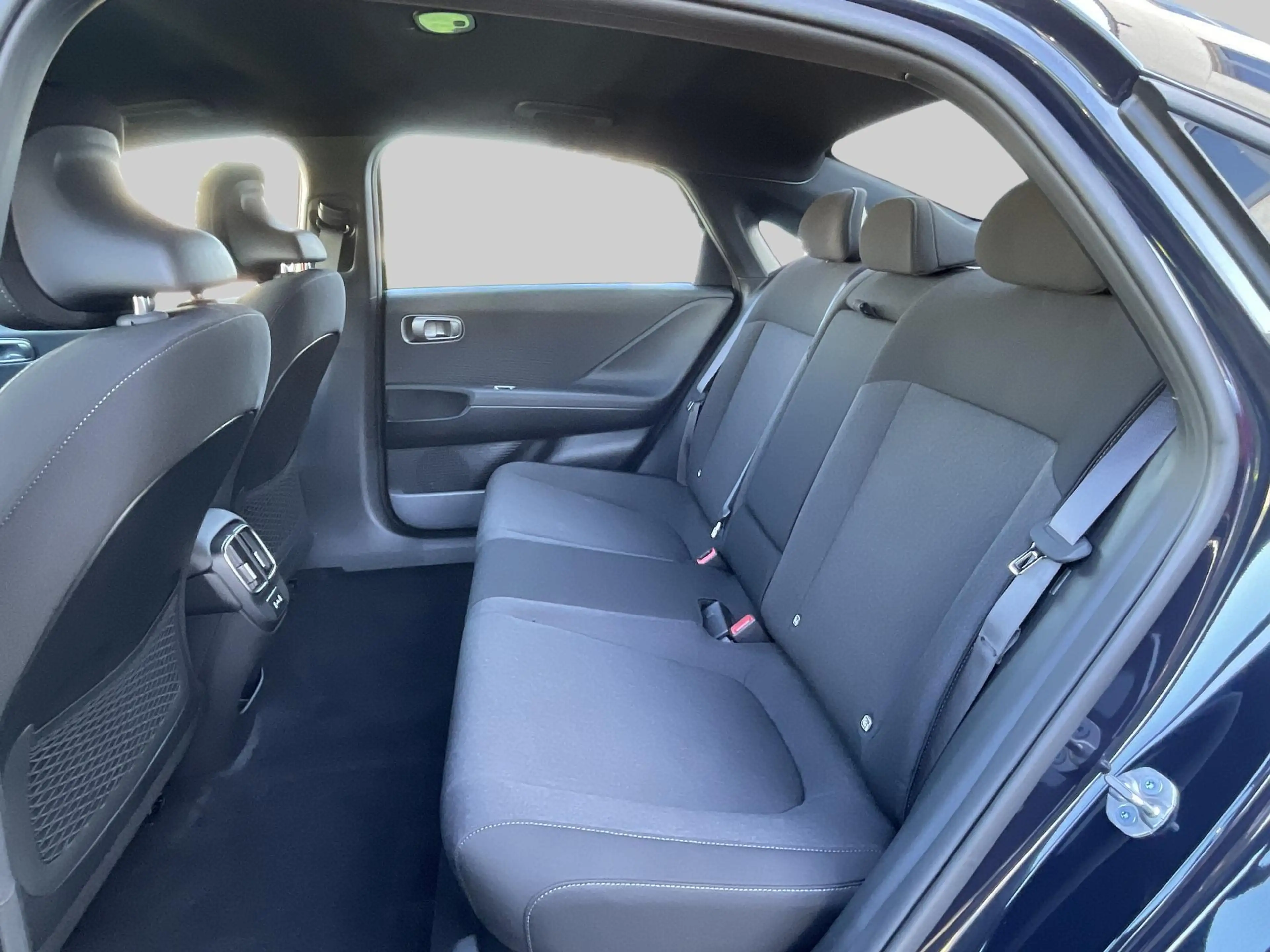 Hyundai IONIQ 6 Pure Edition 63 kWh — photo 6
