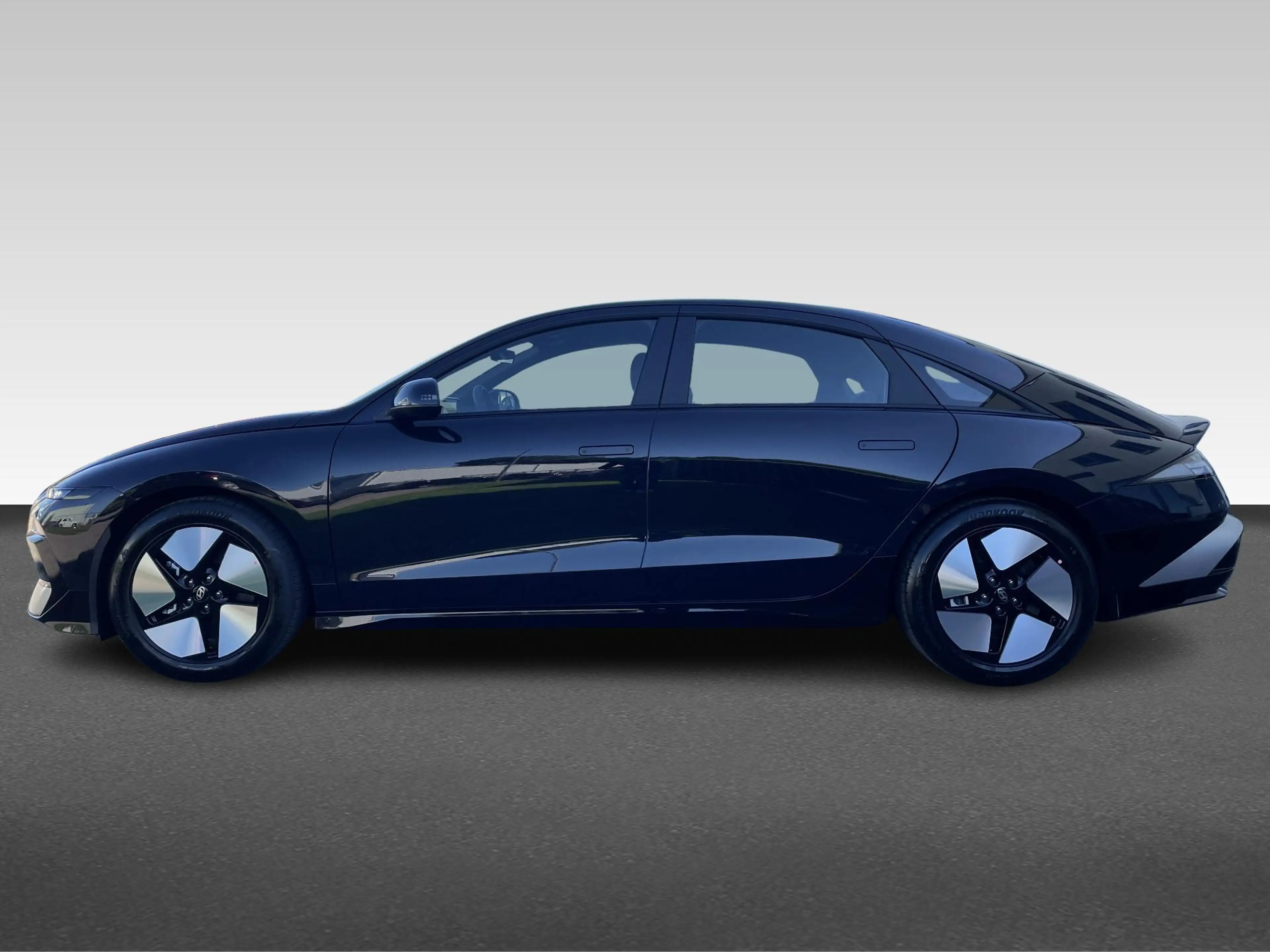 Hyundai IONIQ 6 Pure Edition 63 kWh — photo 2
