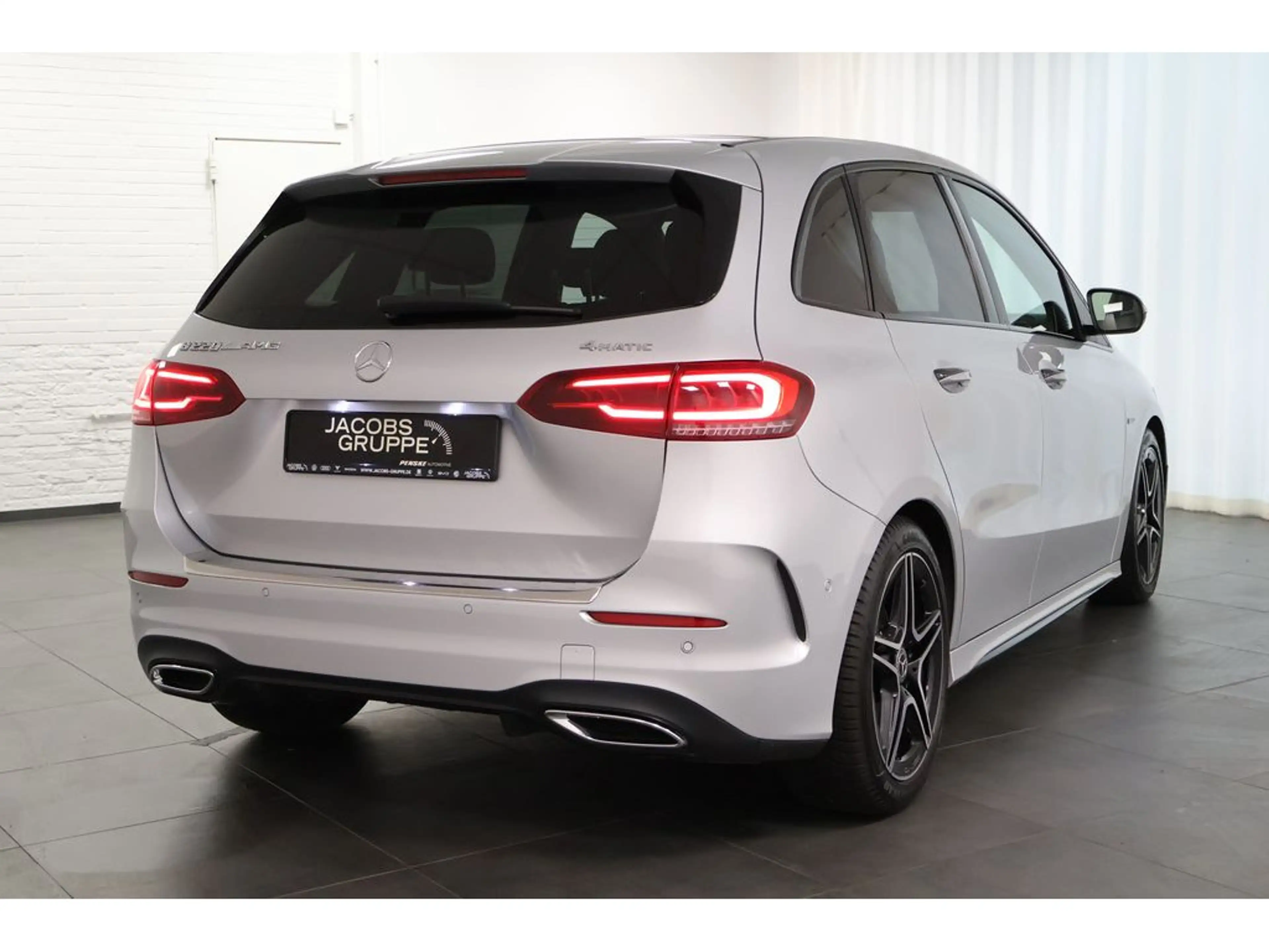 Mercedes-Benz B 220 4Matic LED,Navi,RKF,SHZ — photo 6