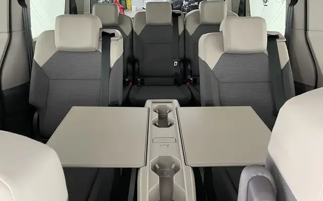 Volkswagen T7 Multivan VW T7 Multivan Business ÜH TDI Ansicht 32