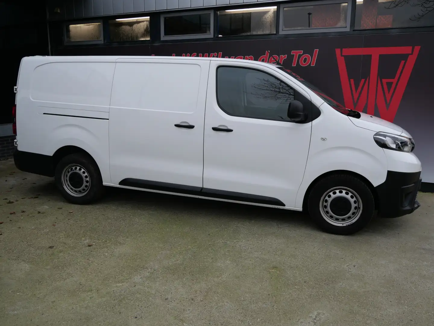 Toyota Proace Long Worker 1.5 D-4D COOL COMFORT | LONG | AIRCO | Weiß - 1