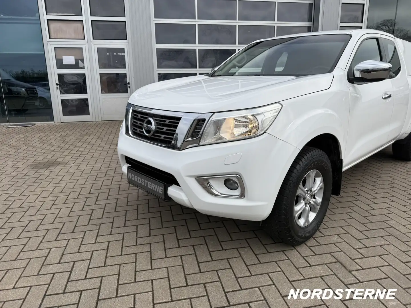 Nissan Navara Navara NP300 4x4 dCi Acenta King Cab (Euro 6)  BC Weiß - 2
