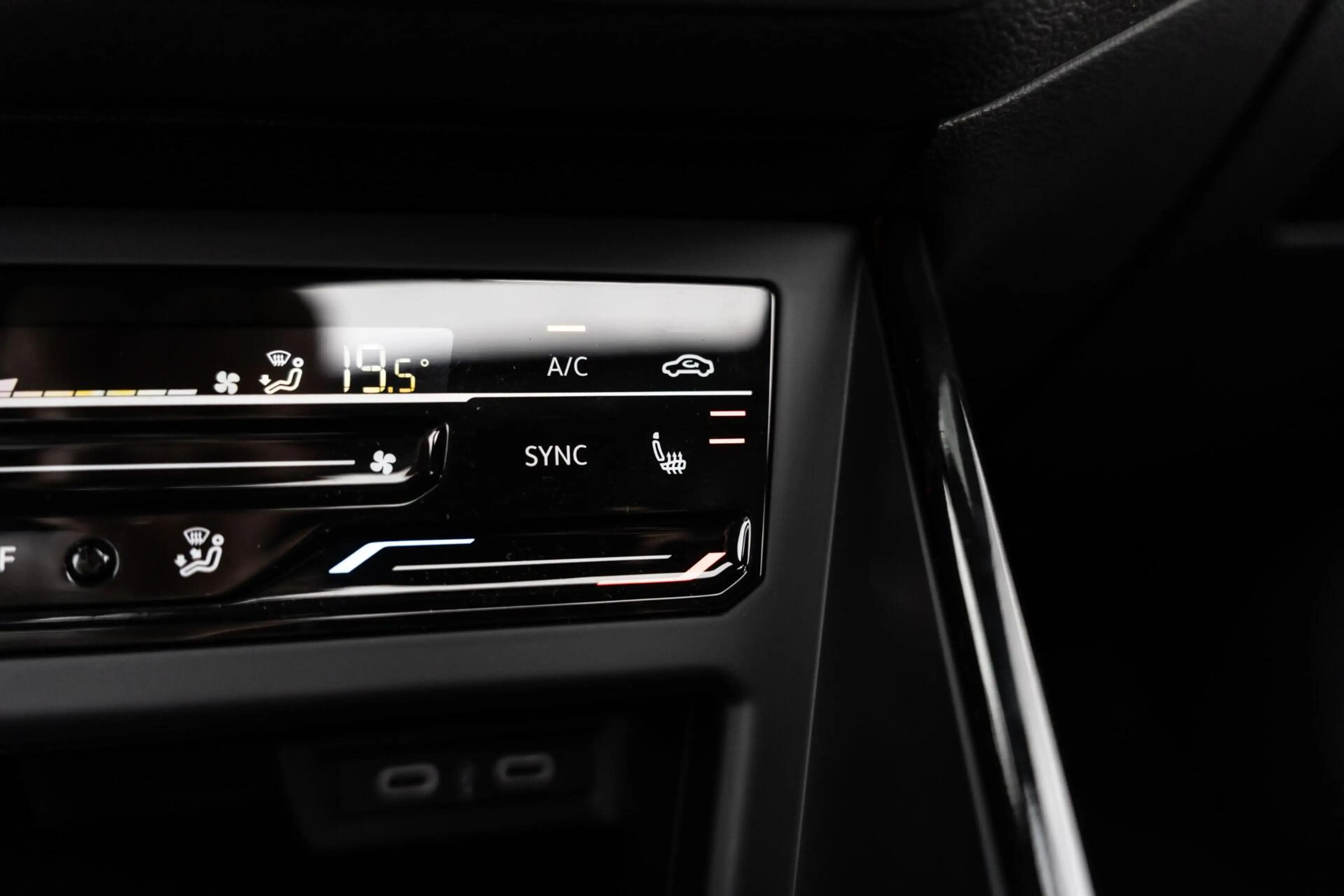 Volkswagen Polo GTI 2.0 TSI Pano DSG ACC Stoelverw — photo 34