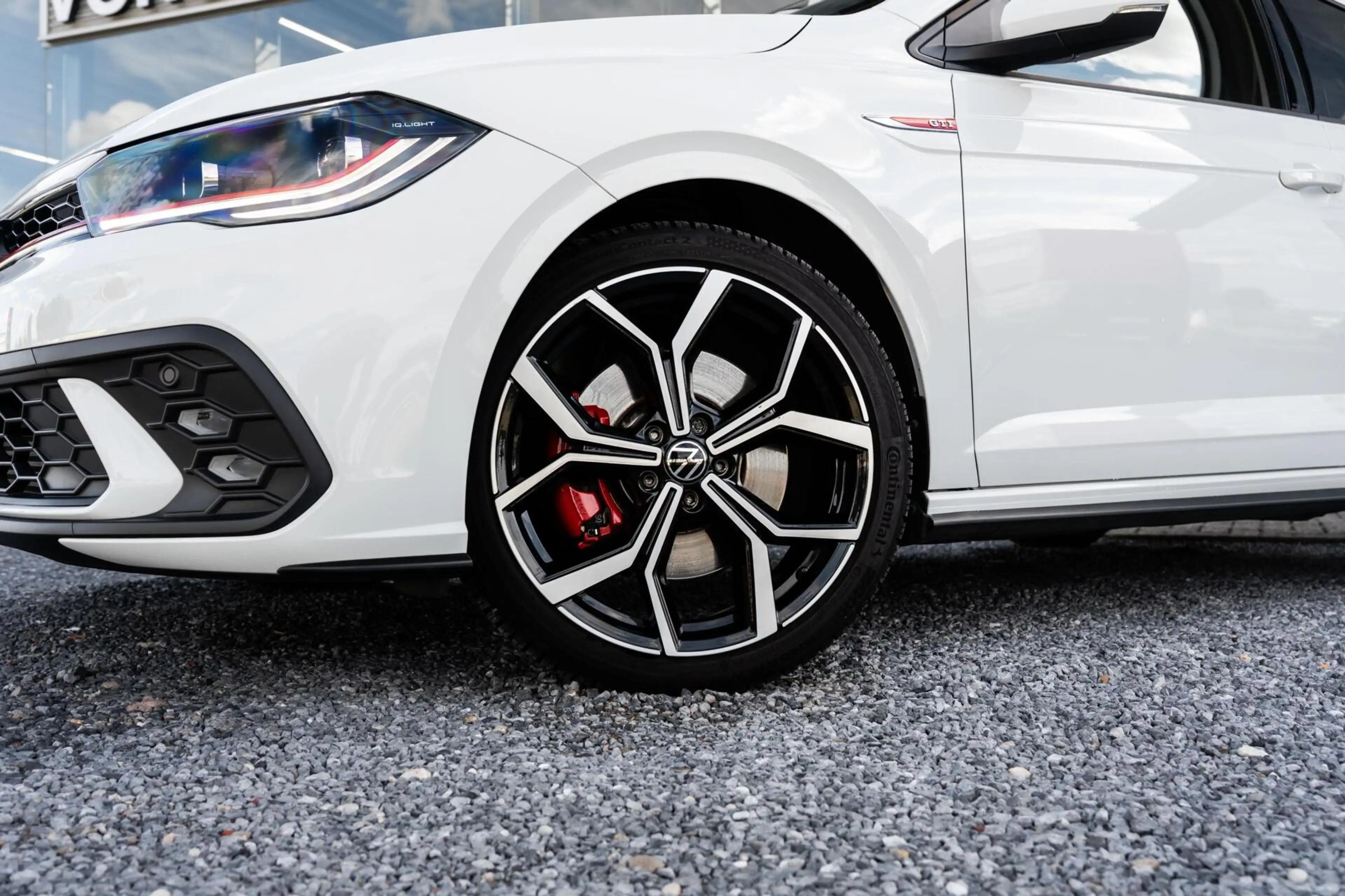 Volkswagen Polo GTI 2.0 TSI Pano DSG ACC Stoelverw — photo 8