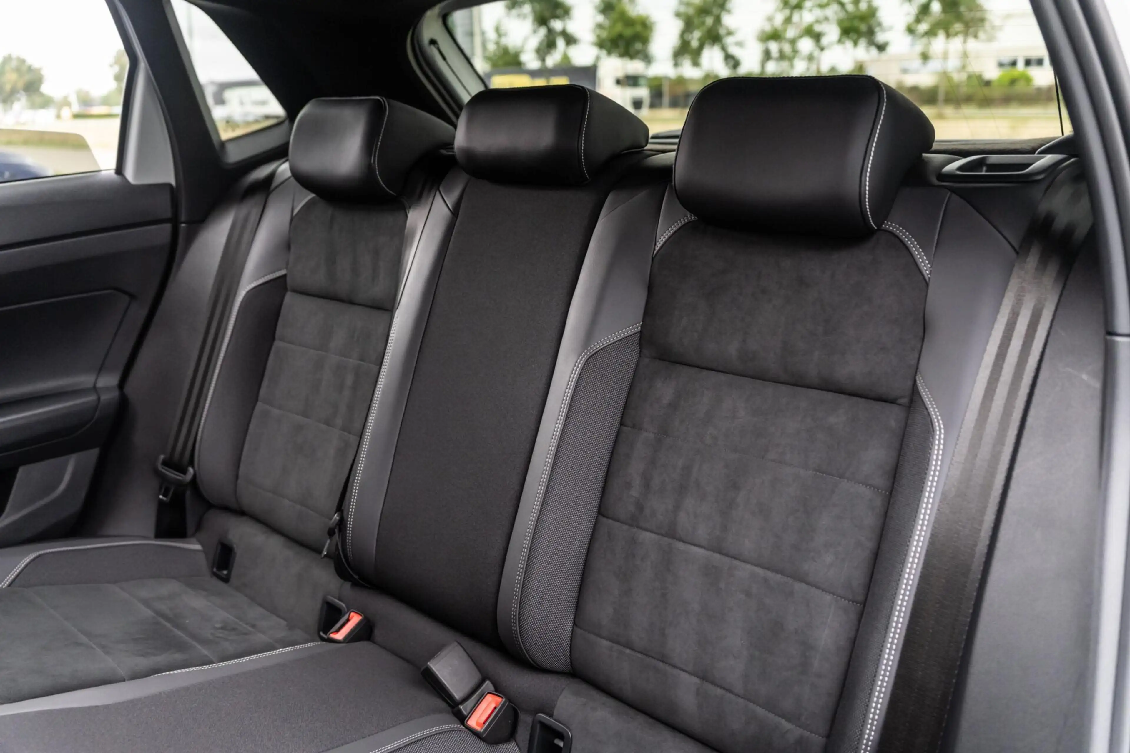 Volkswagen Polo GTI 2.0 TSI Pano DSG ACC Stoelverw — photo 23