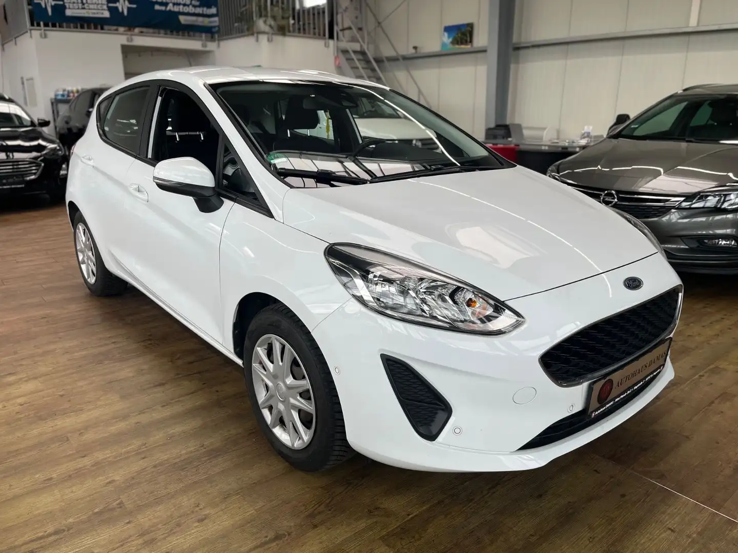 Ford Fiesta Trend 1.HAND,NAVI,RÜCKFAHRKAMERA,KLIMAUTO Blanco - 1
