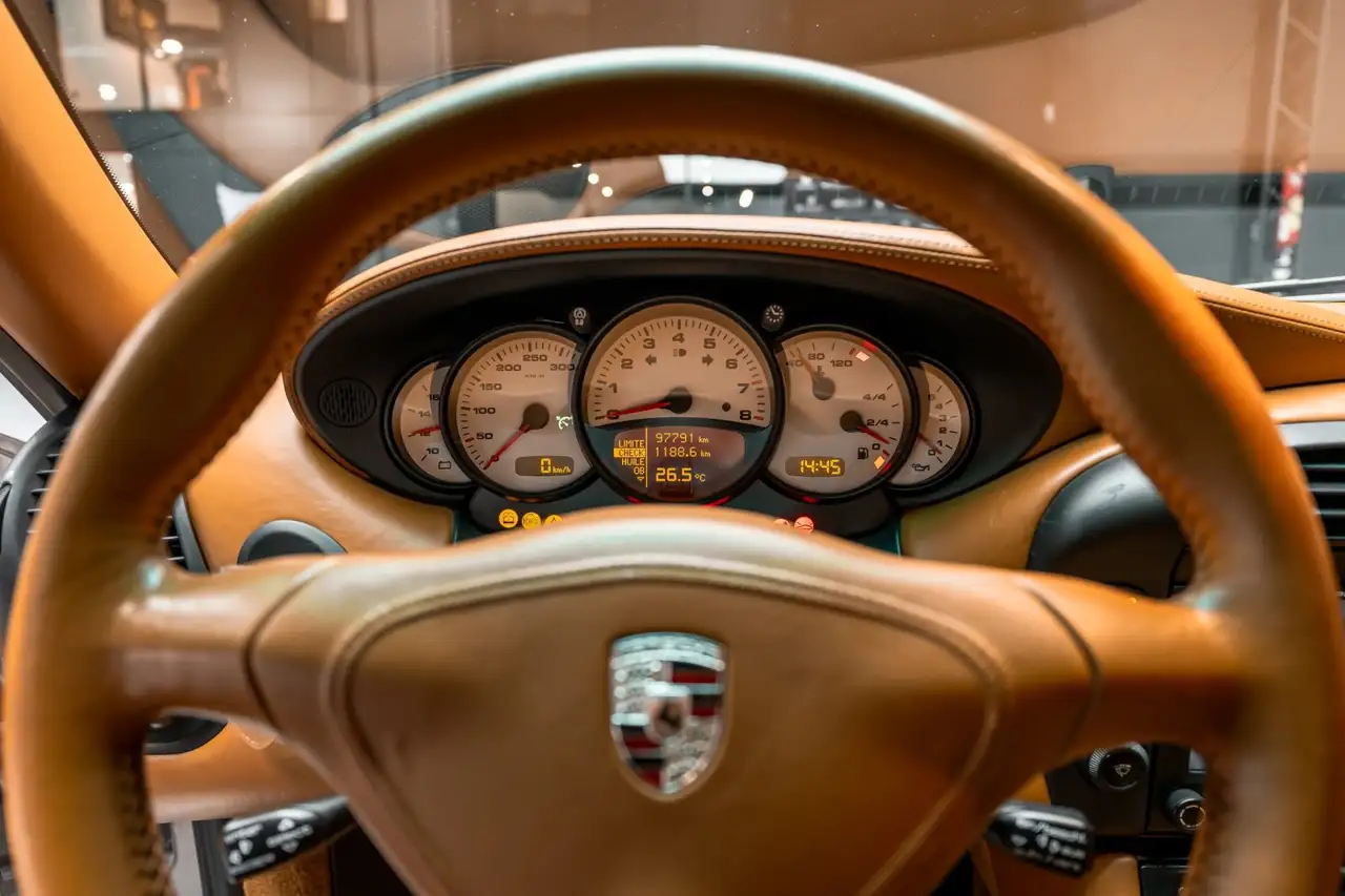 Porsche 996 Turbo BVM, foto 8