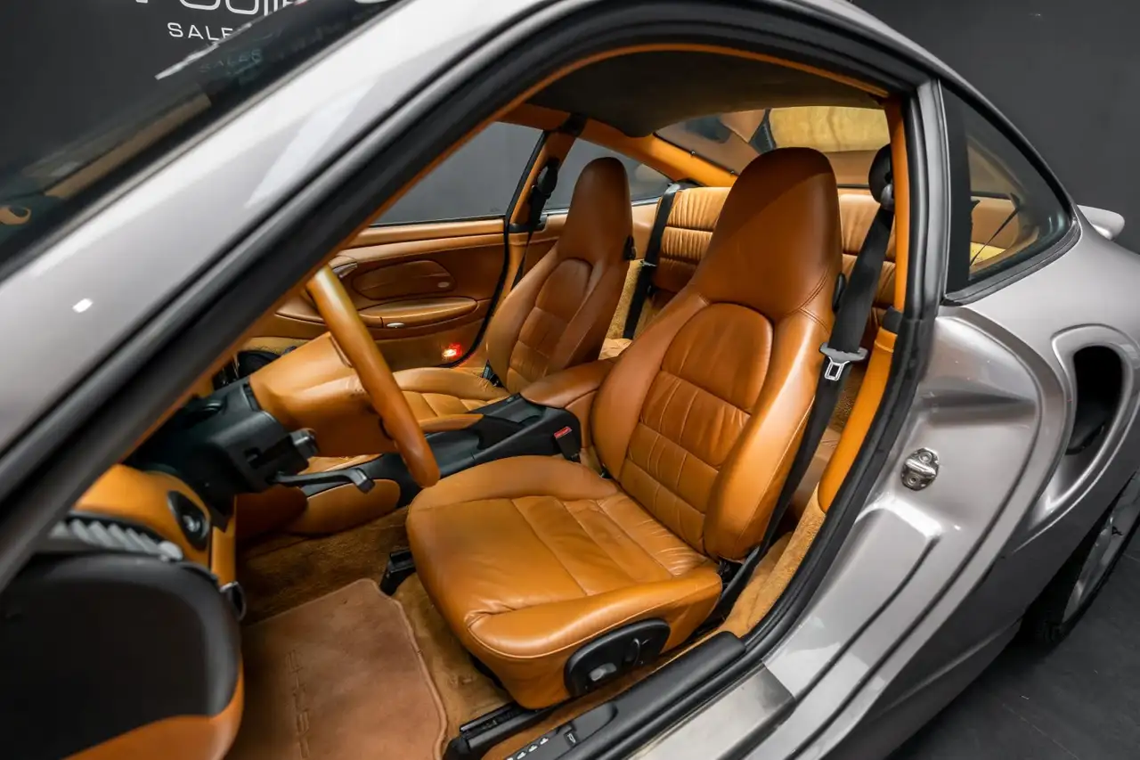 Porsche 996 Turbo BVM, foto 6