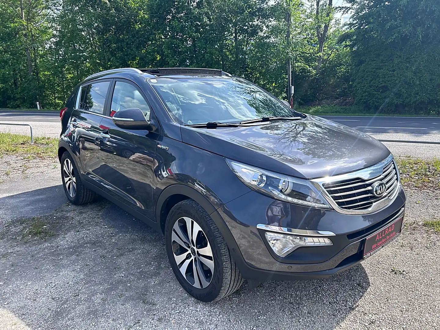 Kia Sportage Active Pro 2,0 CRDi 4WD DPF Grau - 1