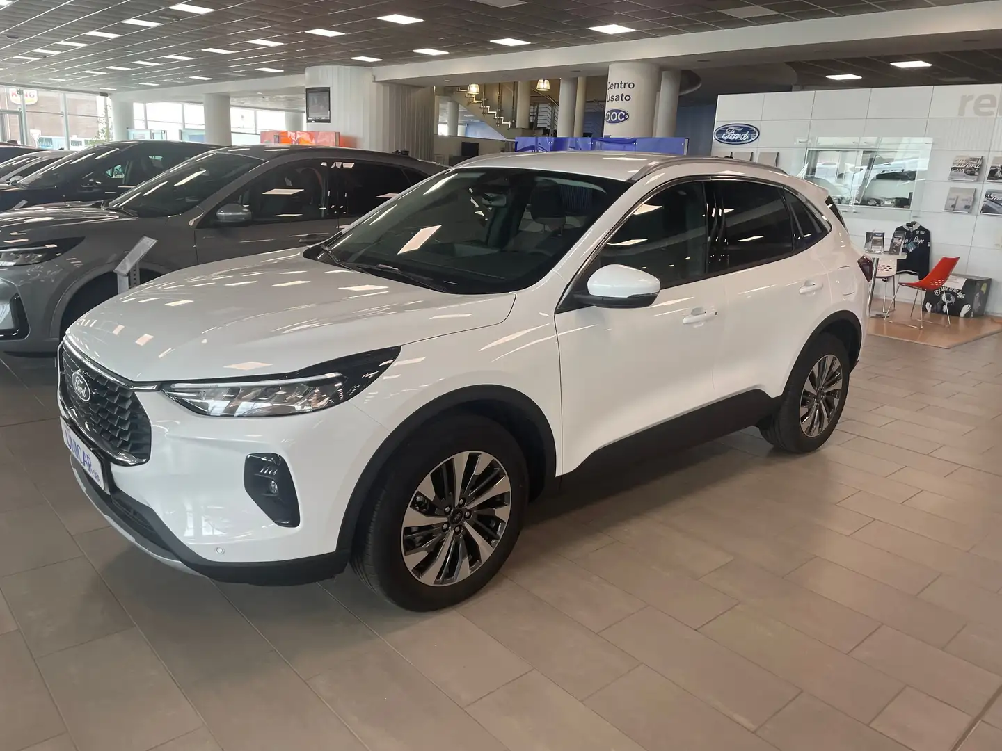 Ford Kuga 2.5 FULL HYBRID 180CV TITANIUM 2WD Bianco - 1