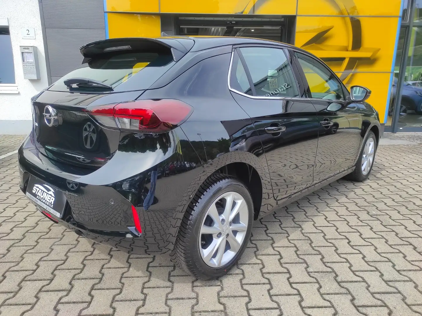 Opel Corsa F 5-T Elegance 1.2 Turbo*SITZHEIZUNG*LED-LICHT* Schwarz - 2