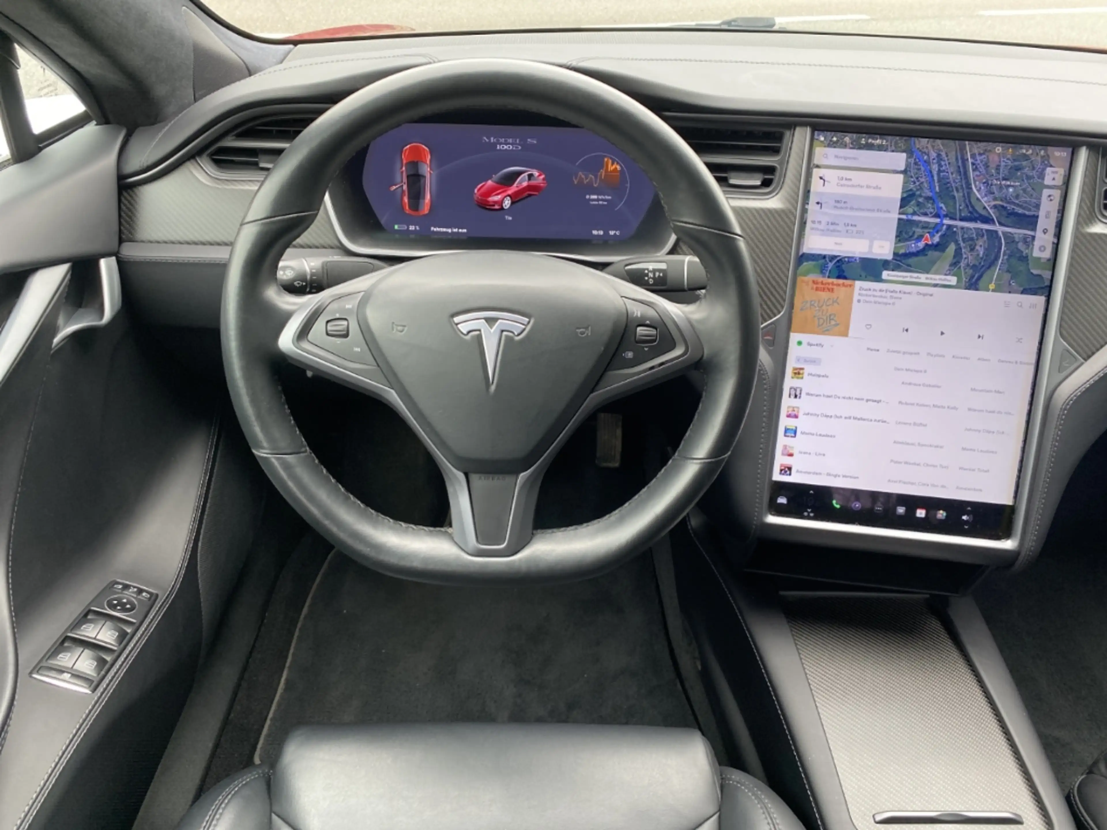 Tesla Model S Dual 4x4, Luftfederung — photo 6