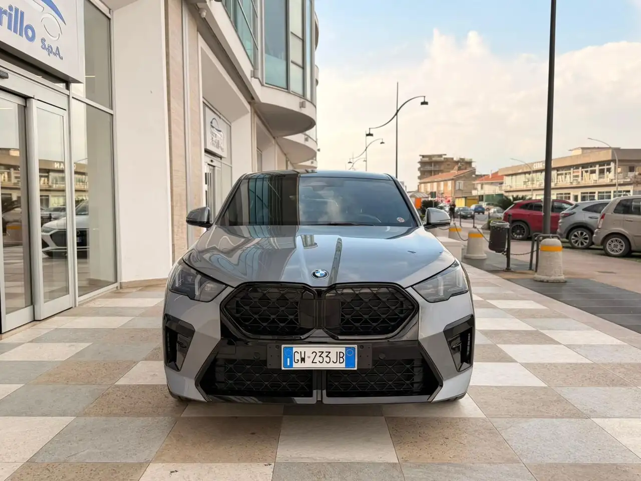 BMW X2