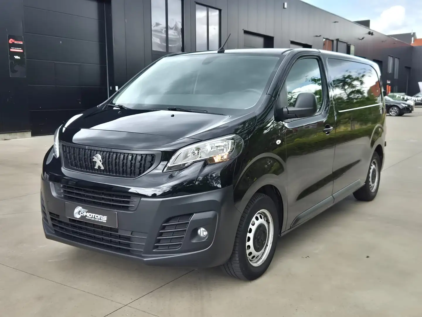 Peugeot Expert L2 1.5 BlueHDi 120 MAN6 3pl GPS/Carplay/Camera Noir - 1
