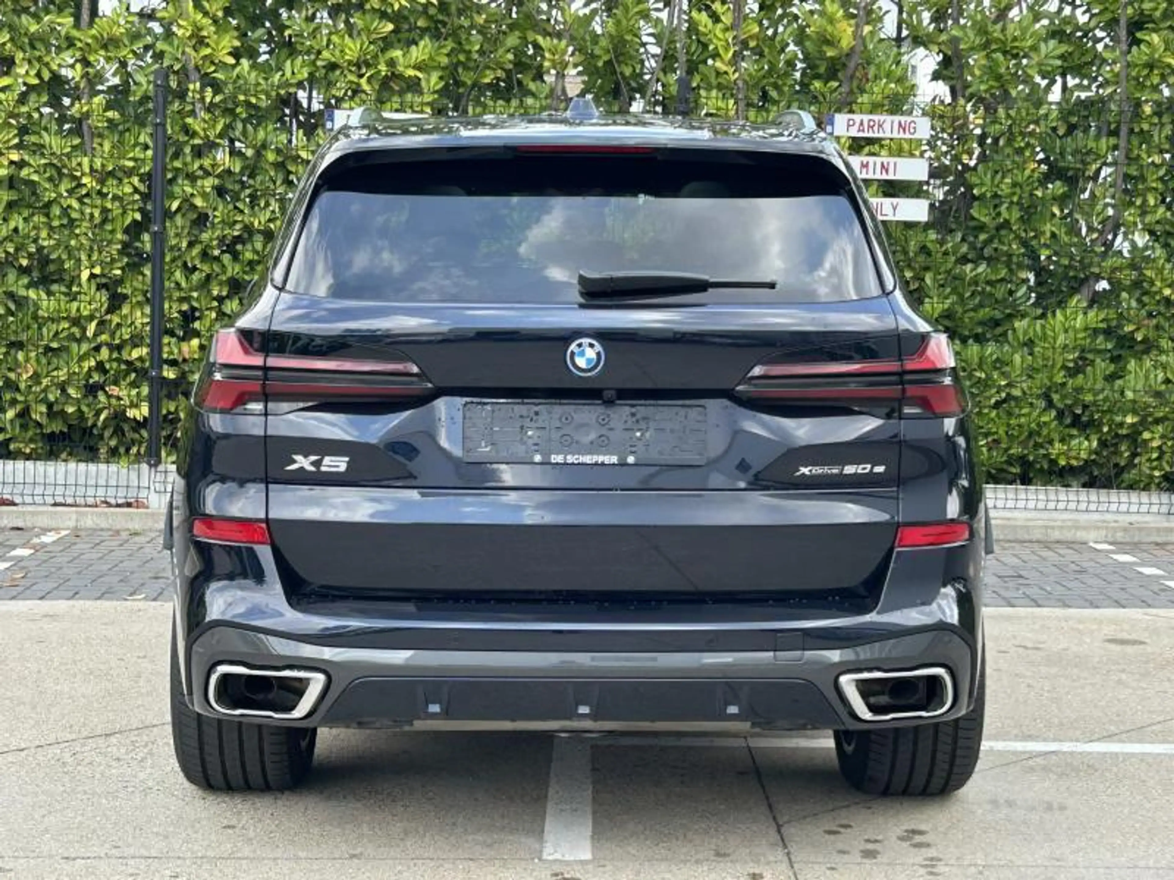 BMW X5 xD50e — photo 4