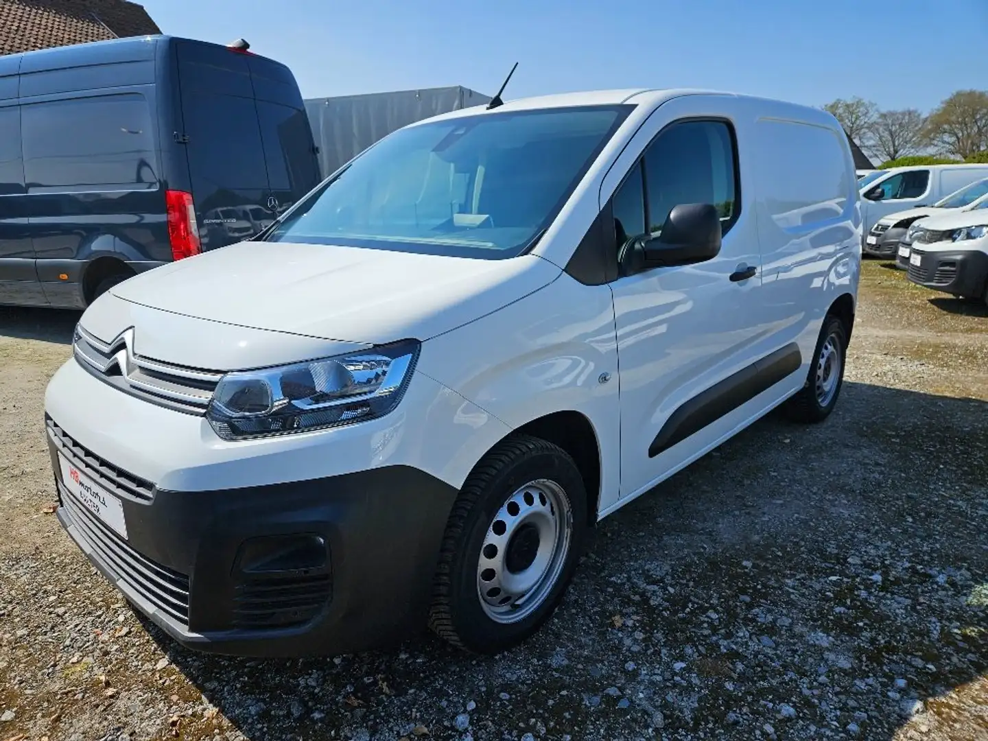 Citroen Berlingo 1.2 BENZINE FULL OPTION Weiß - 2
