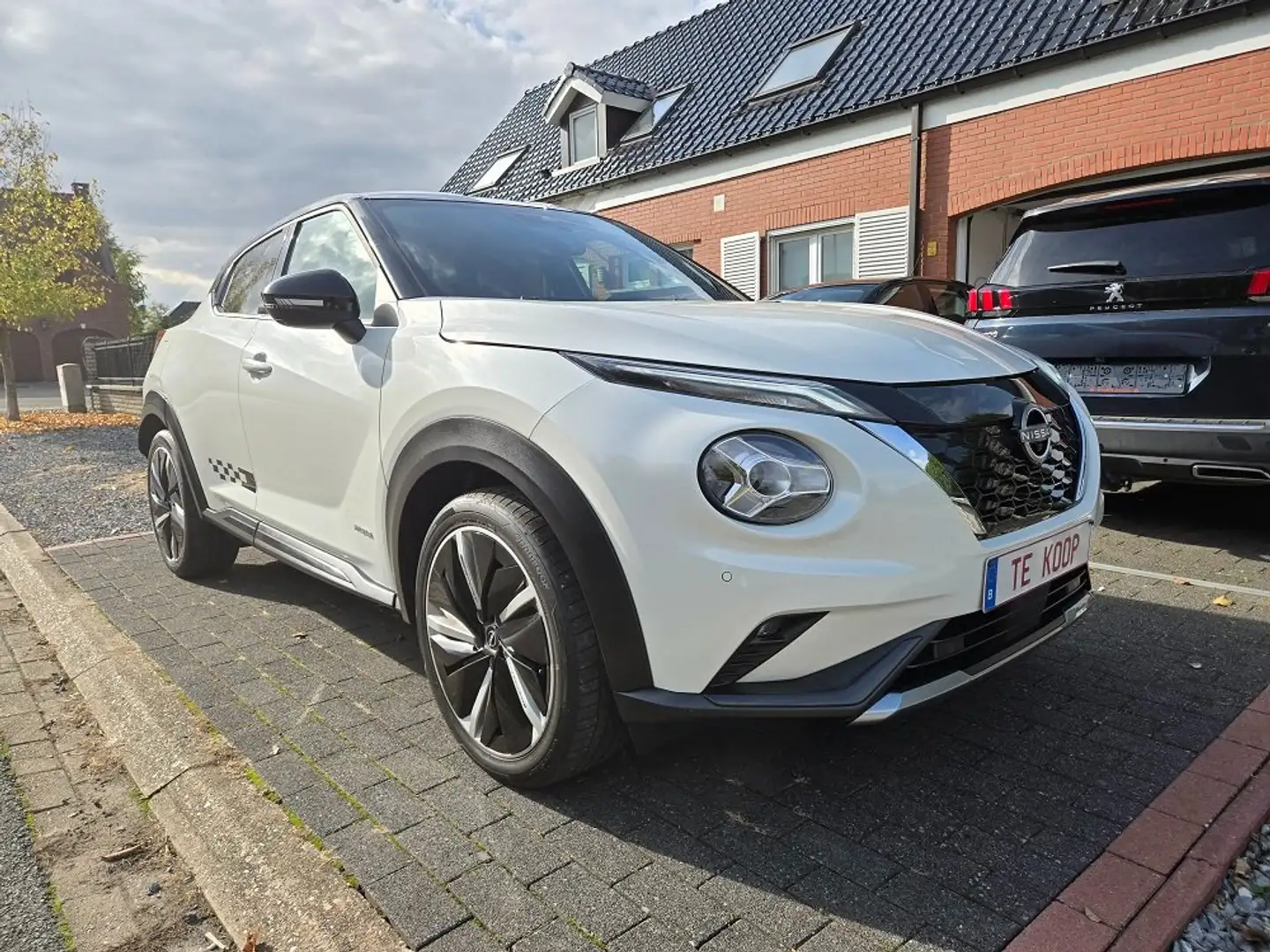 Nissan Juke N-DESIGN HYBRID Blanc - 1