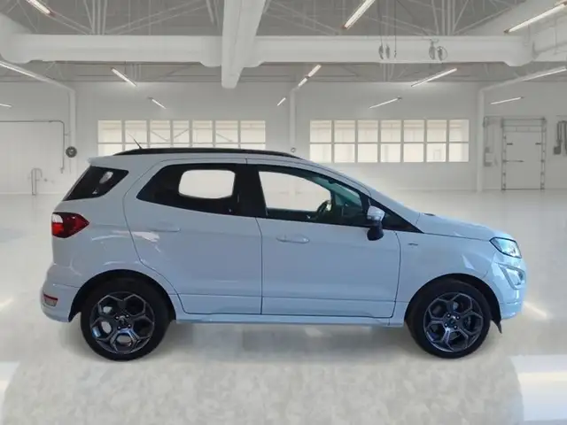 Ford Ecosport view 3